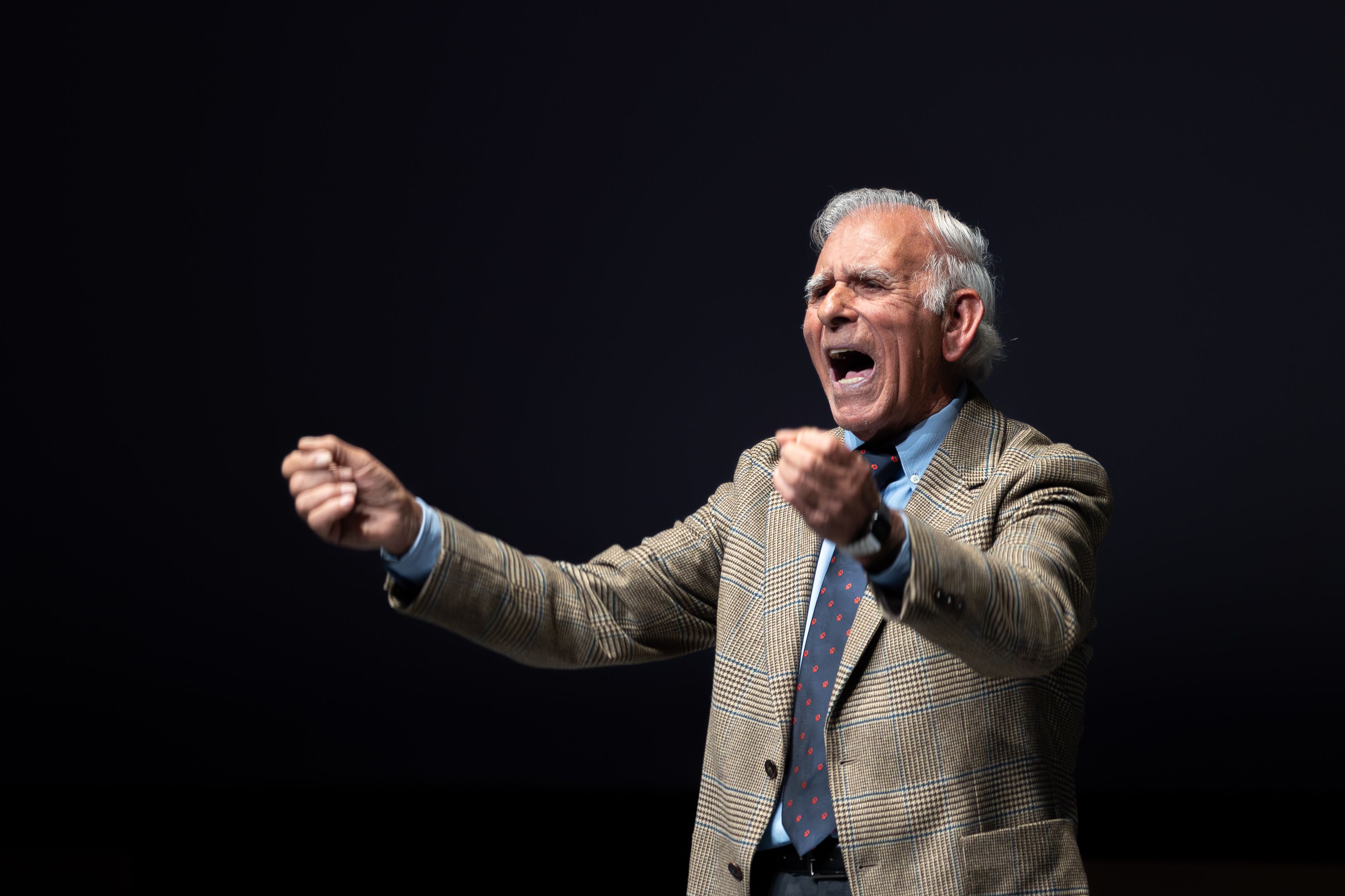 El saetero durante su intervención.