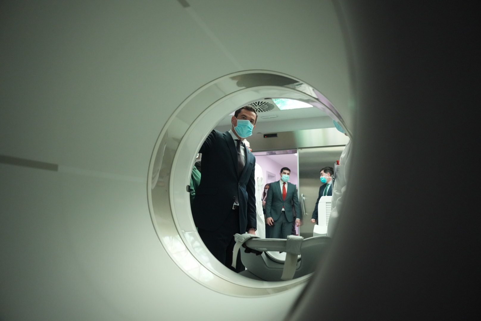 Moreno en su visita al hospital de Jaén.