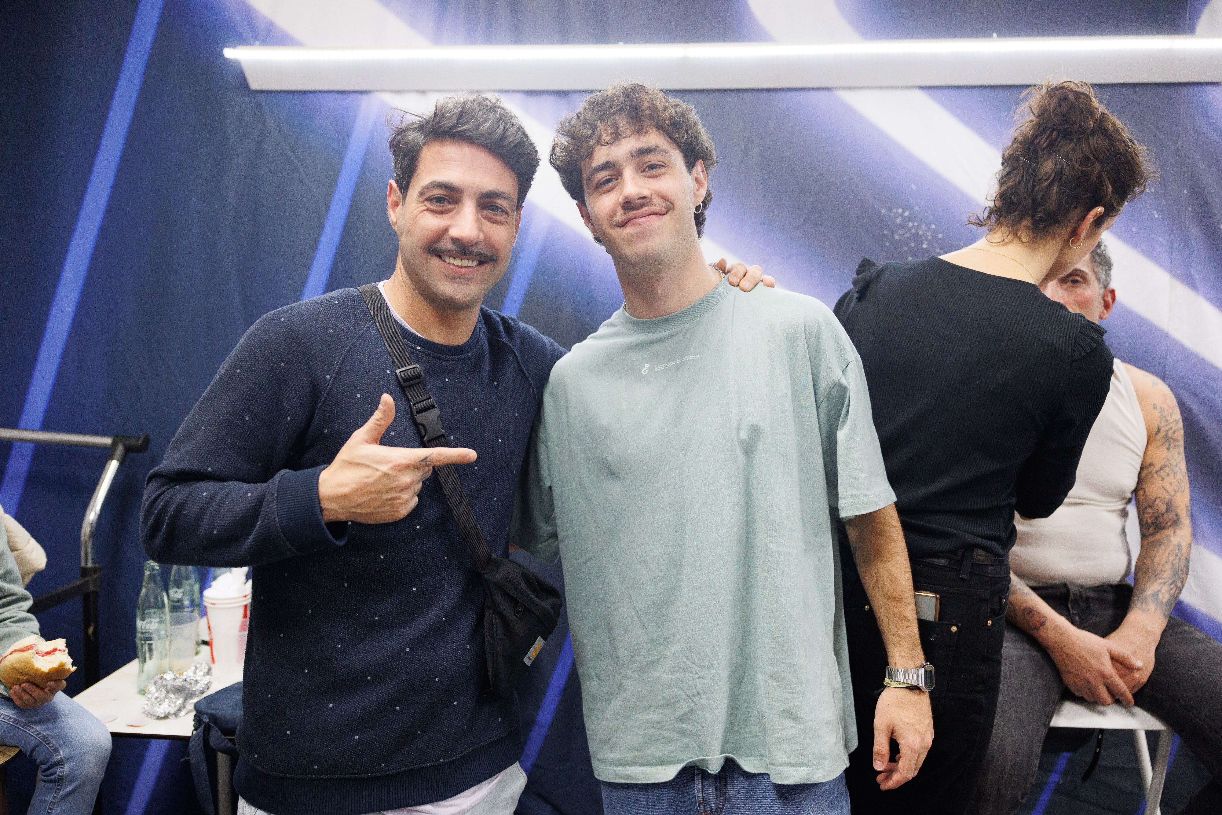 Antonio Álvarez 'Bizcocho' con el debutante Álvaro Barroso.