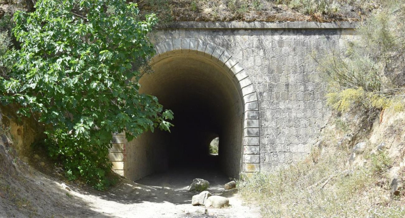 Uno de los túneles que se atraviesa durante la ruta.