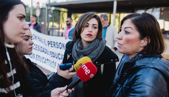 Un momento de la protesta por la situación del colectivo de PTIS.