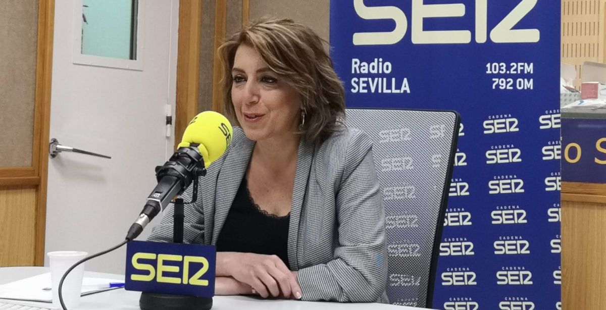 Susana Díaz, en los estudios de Radio Sevilla. FOTO: PSOE