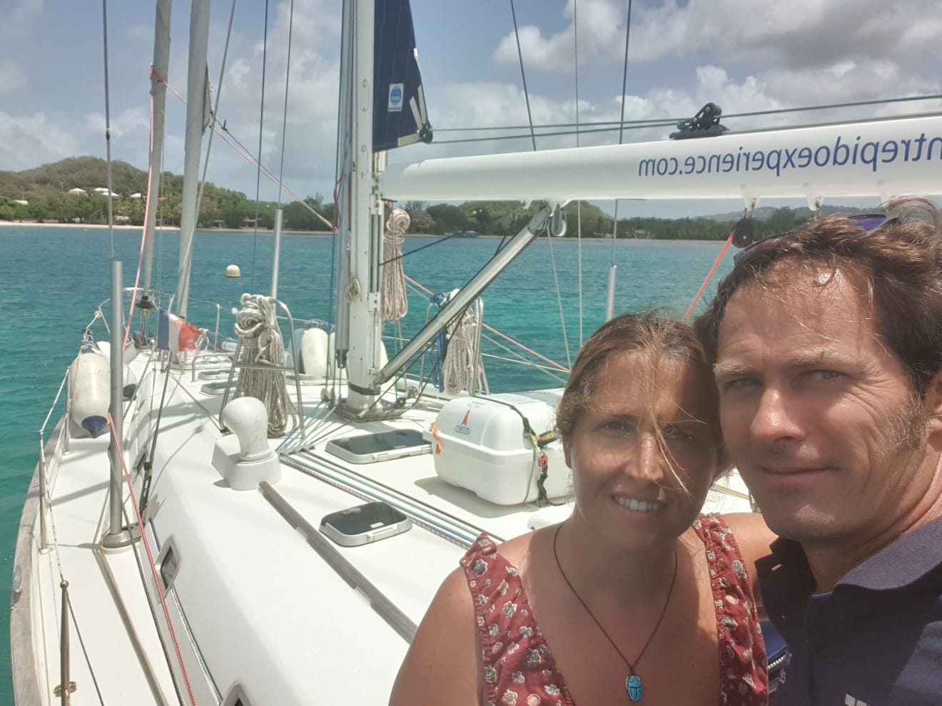 Anabel y Alex, en el Intrépido.