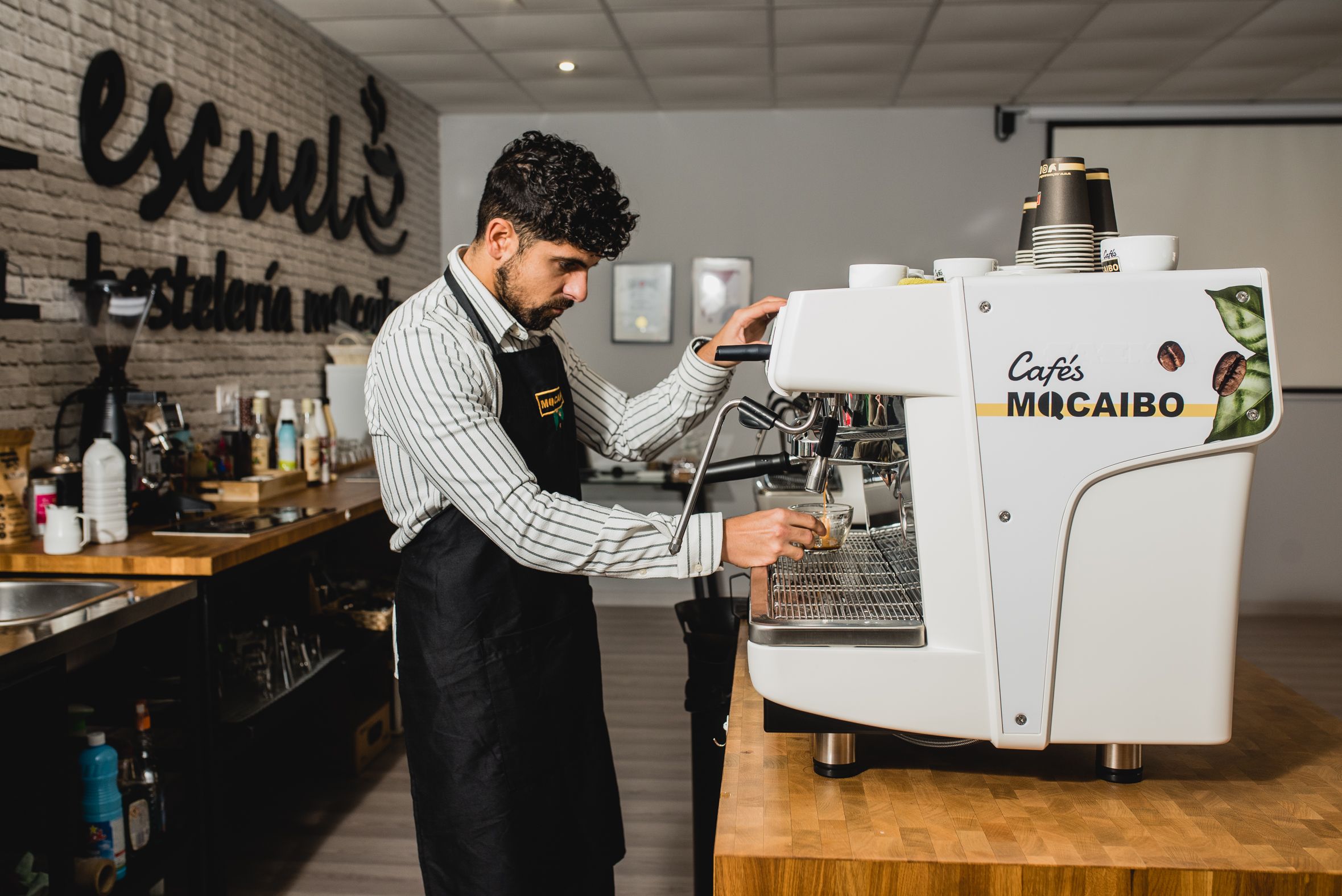 Mocaibo, la empresa del café de Utrera, por dentro en imágenes.