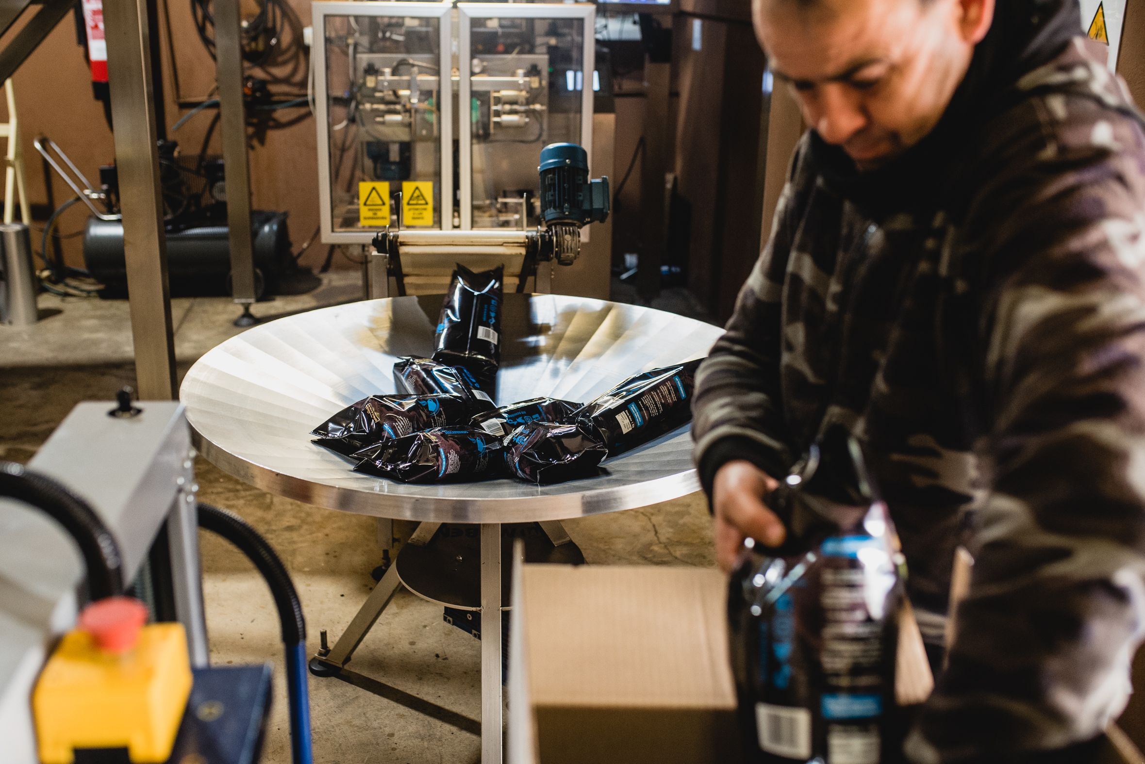 Mocaibo, la empresa del café de Utrera, por dentro en imágenes.