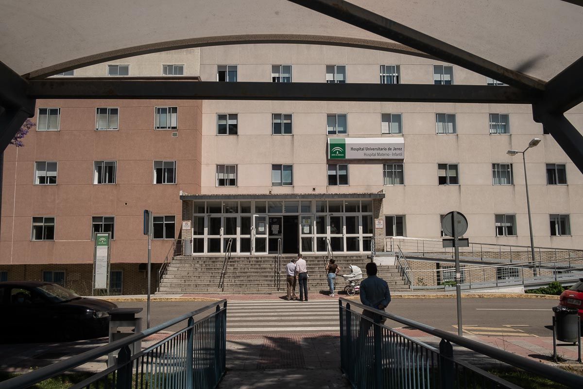 El Hospital de Jerez, en una imagen reciente. FOTO: MANU GARCÍA