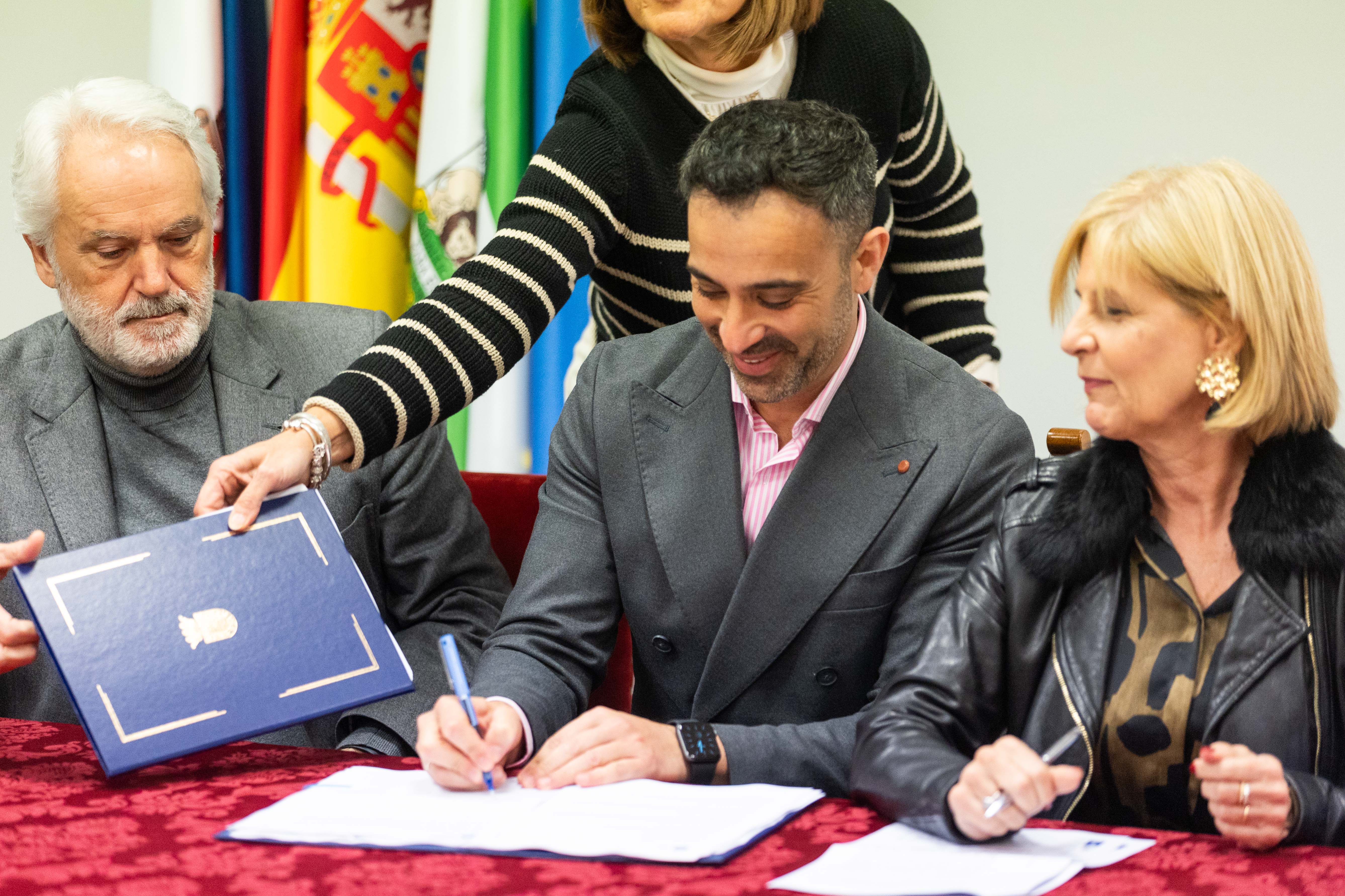 Firma del nuevo convenio de la plantilla de los autobuses de Jerez