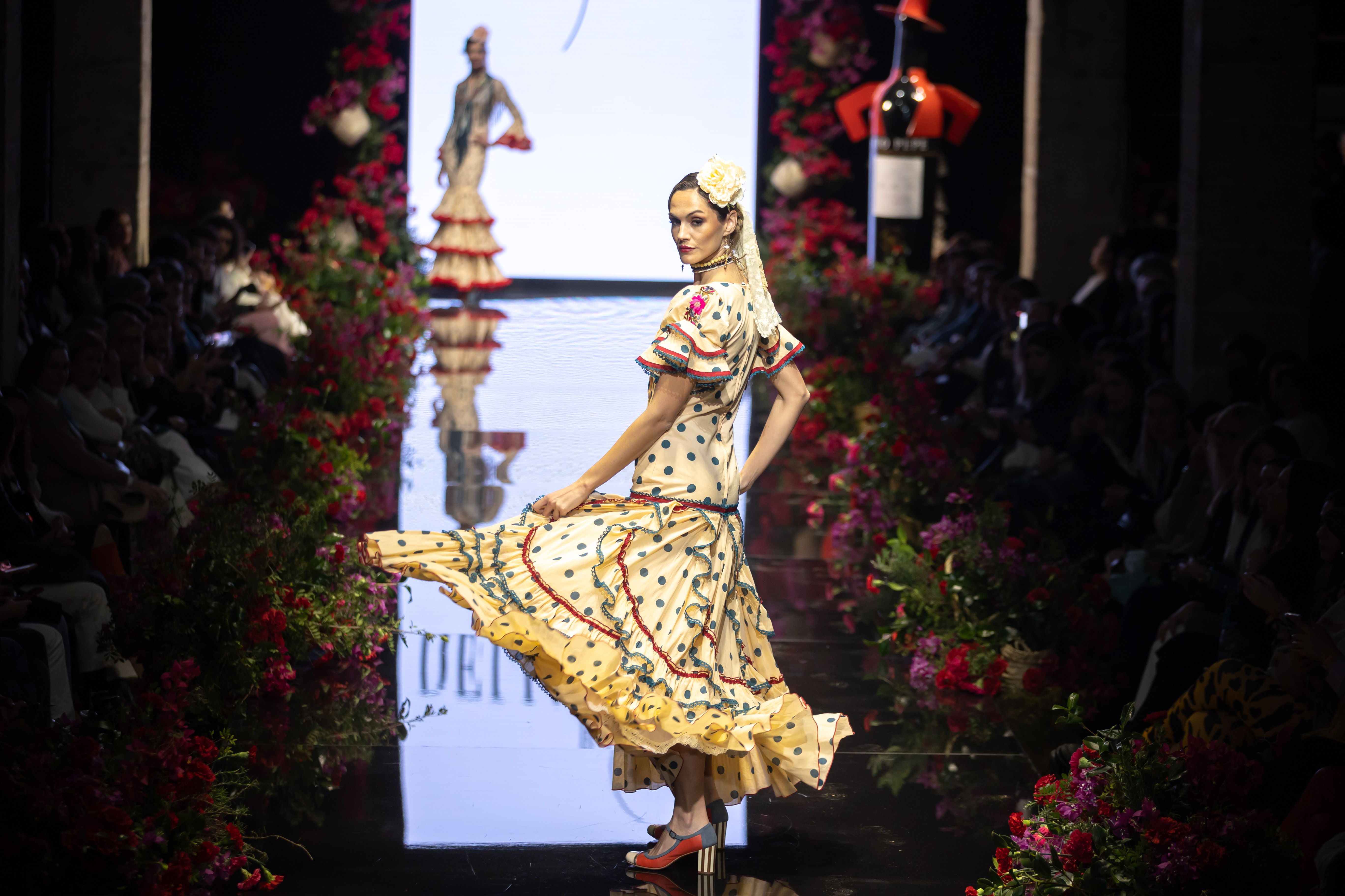 Delia Núñez con 'María Farolillo'