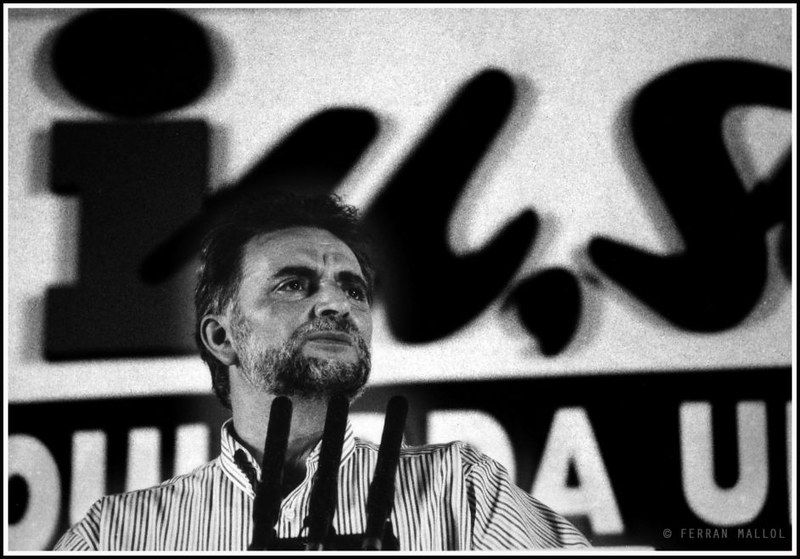 Julio Anguita, en una imagen retrospectiva. FOTO: FERRÁN MALLOL