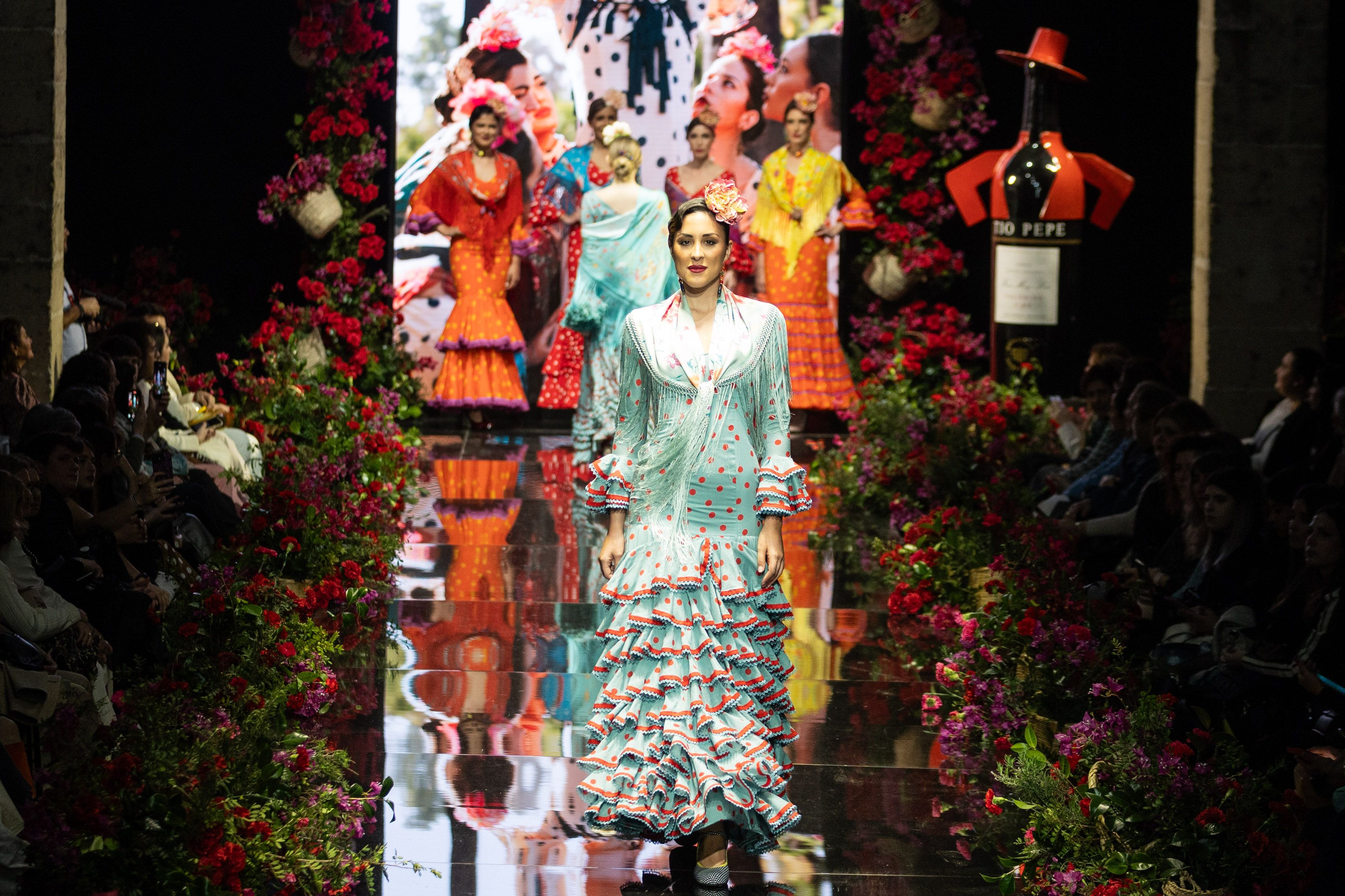 Delia Núñez con 'María Farolillo'