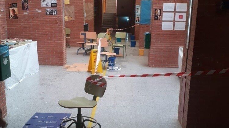 Imagen del colegio afectado por el temporal en Dos Hermanas, Sevilla.