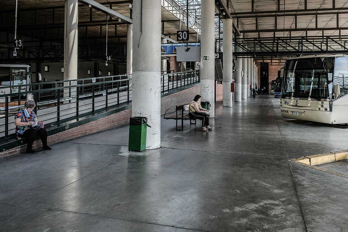 Un rincón de la estación de plaza de Armas, en Sevilla, durante la pandemia. FOTO: JOSÉ LUIS TIRADO (www.joseluistirado.es)