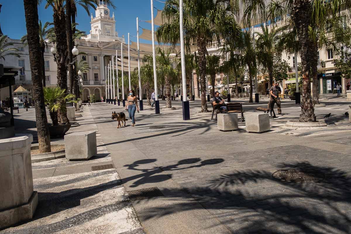La plaza de San Juan de Dios de Cádiz, en una imagen reciente. FOTO: MANU GARCÍA