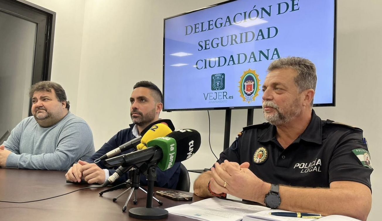 El alcalde de Vejer está muy preocupado por los casos de violencia de género. El alcalde de Vejer está muy preocupado por los casos de violencia de género.