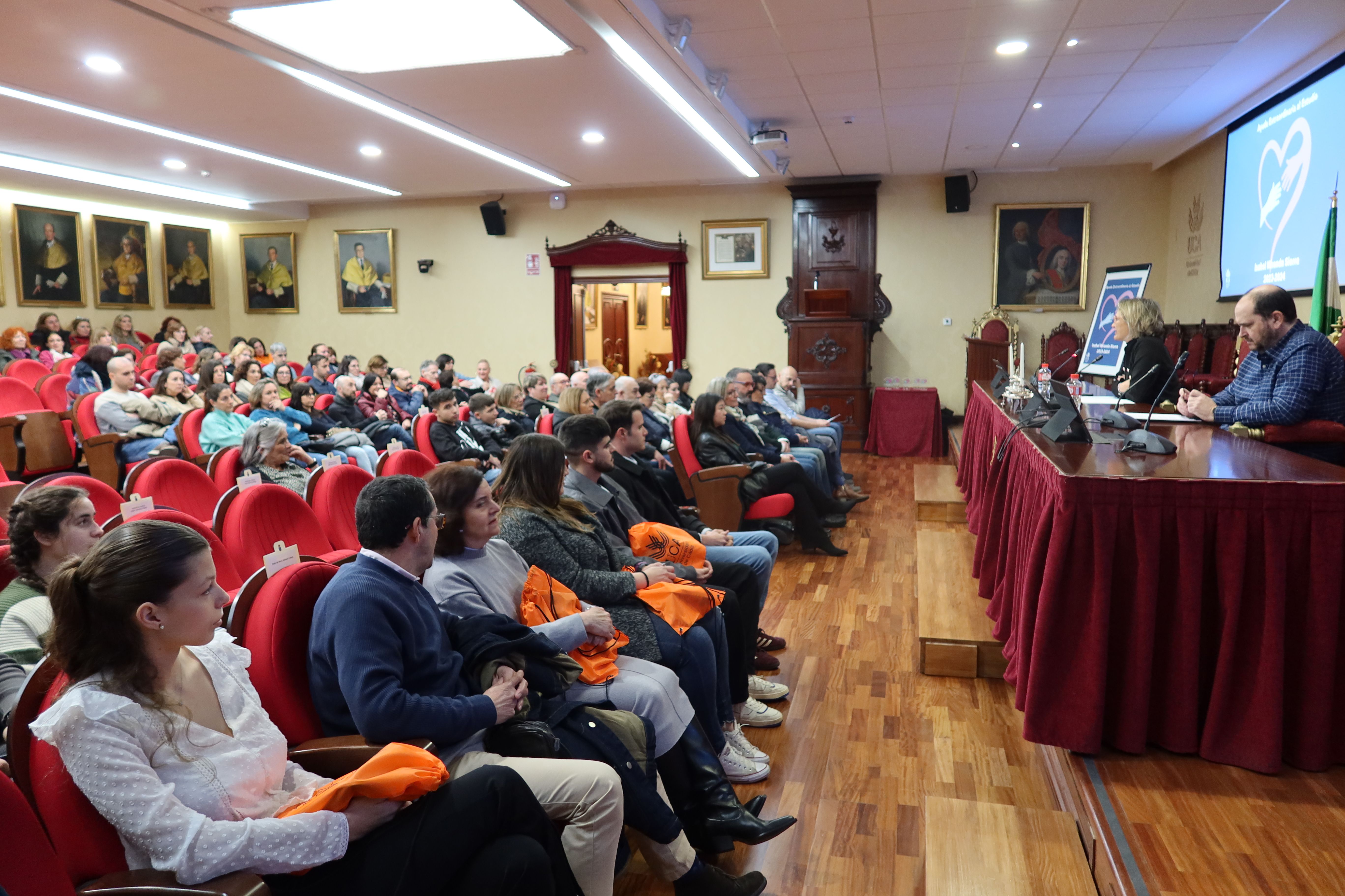 Un momento del acto celebrado en la Facultad de Medicina. 