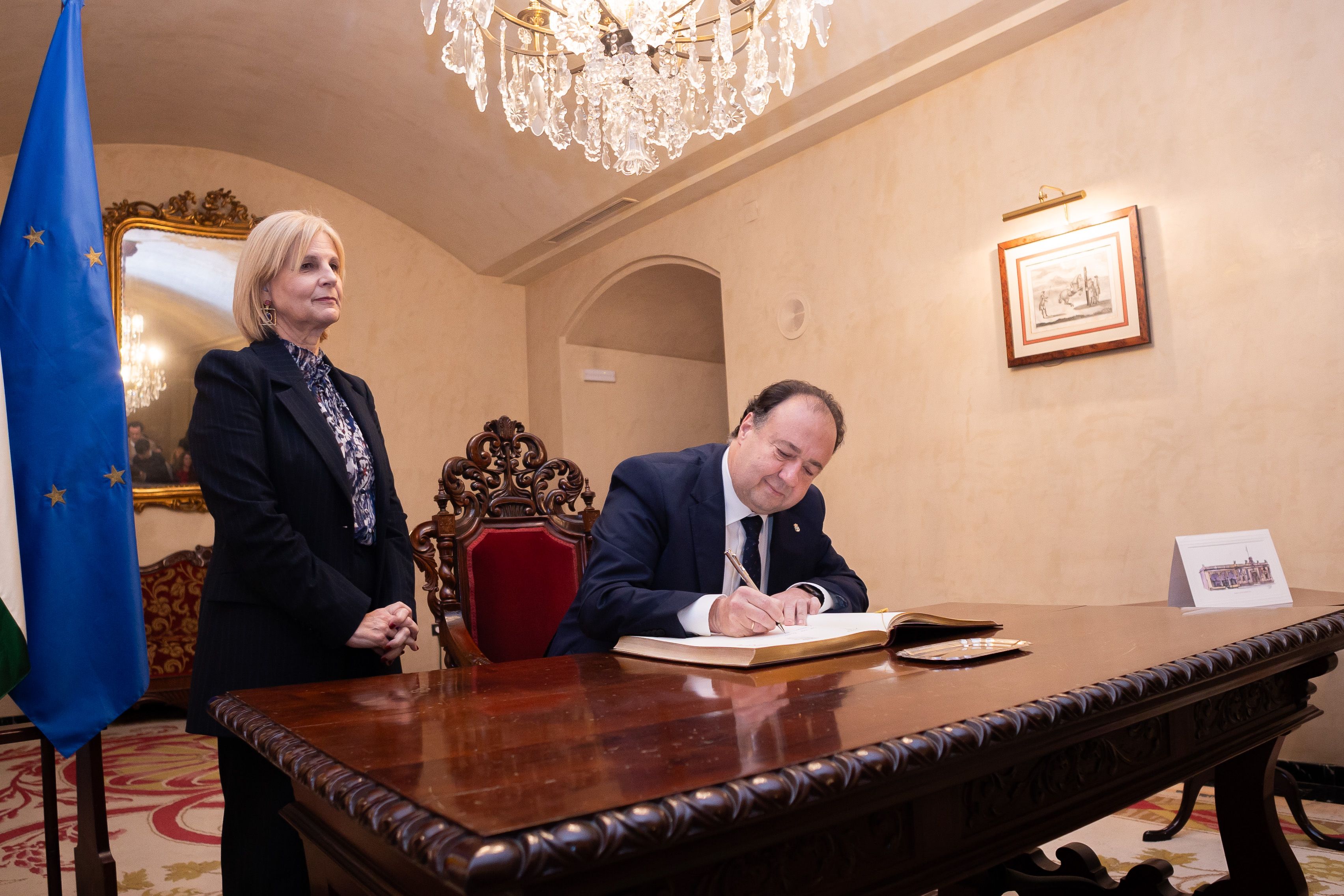 Visita de Casimiro Mantell Serrano, rector de la UCA al Ayuntamiento de Jerez