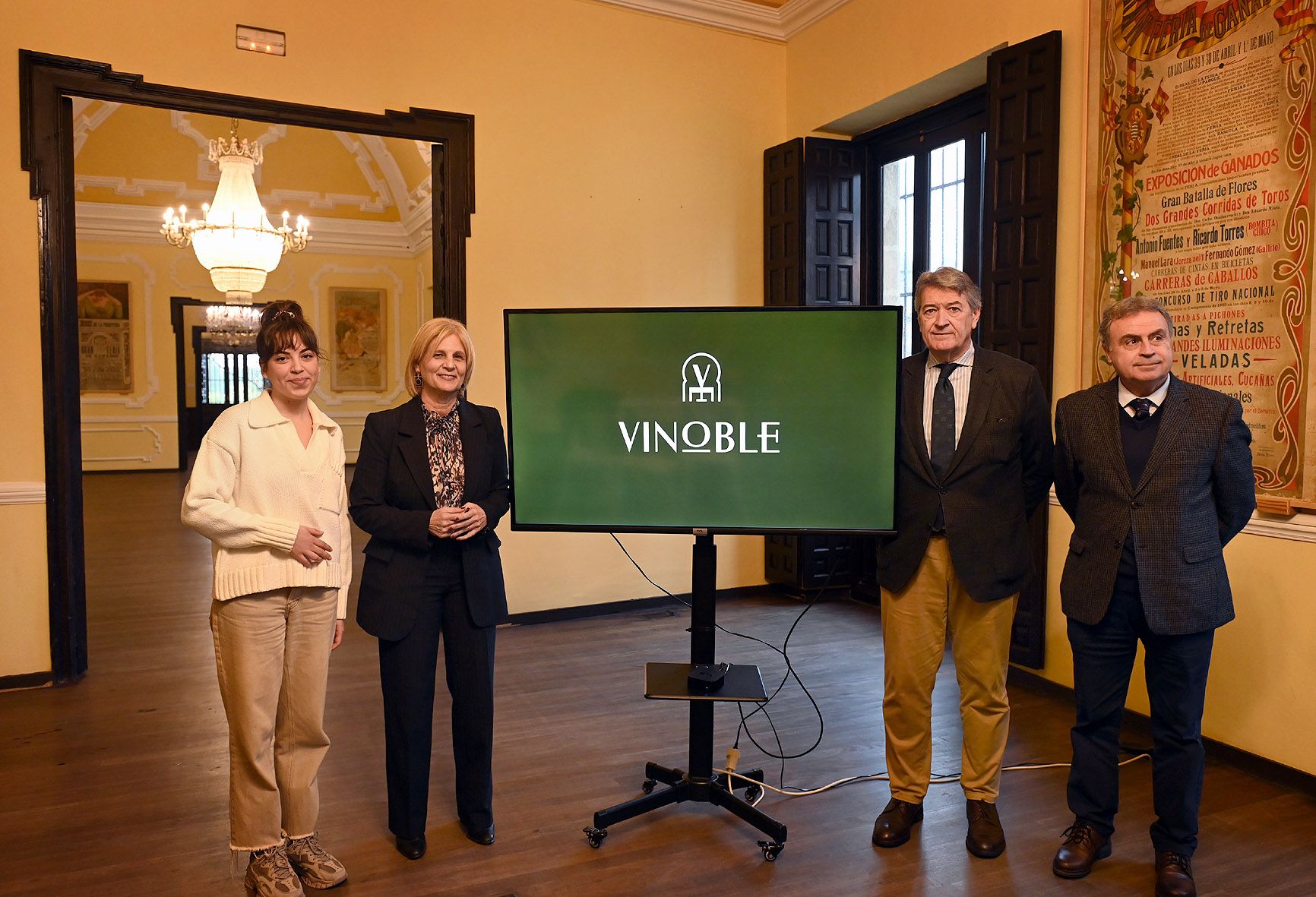 Presentación del nuevo logo de Vinoble.