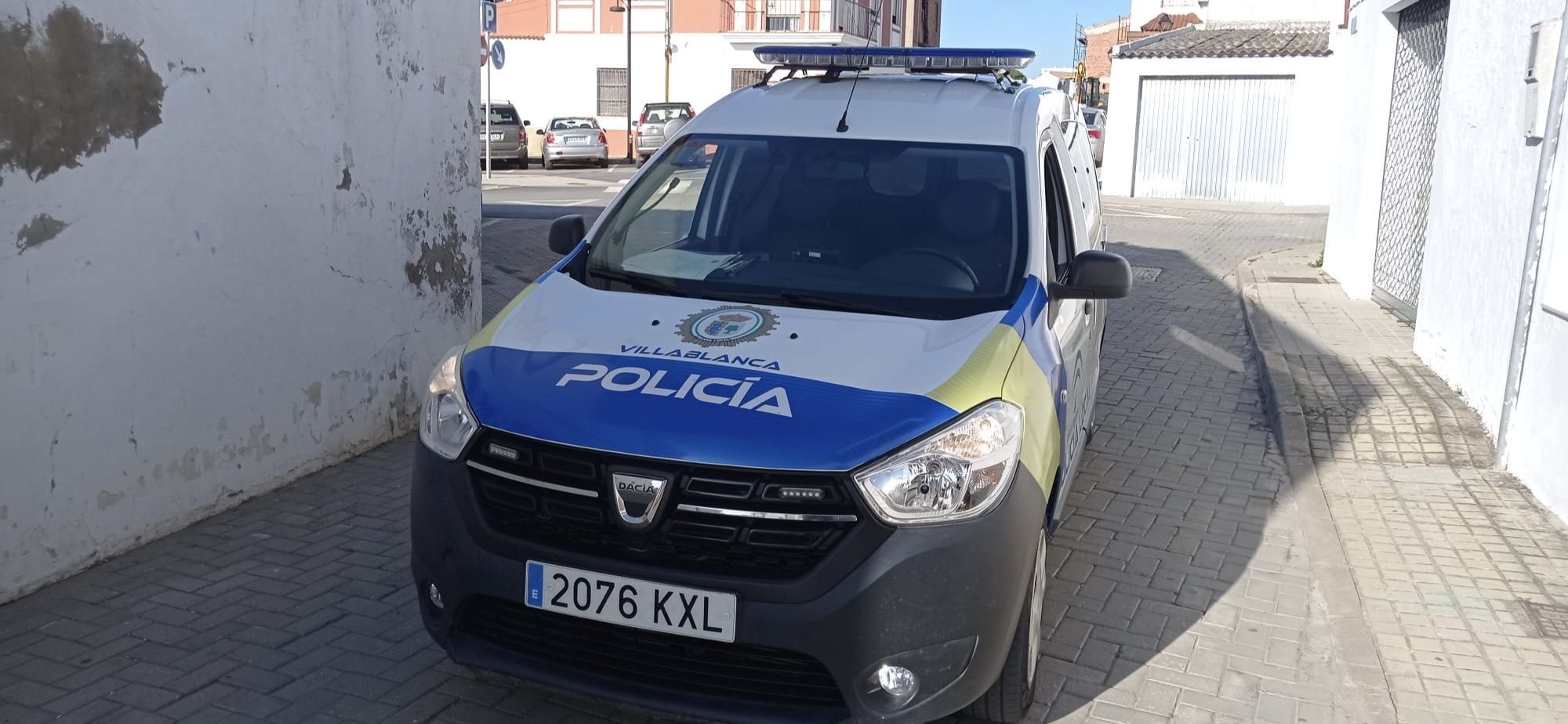 La Policía Local de Villablanca confirmó la muerte de un hombre al intentar cruzar un arroyo con la moto.