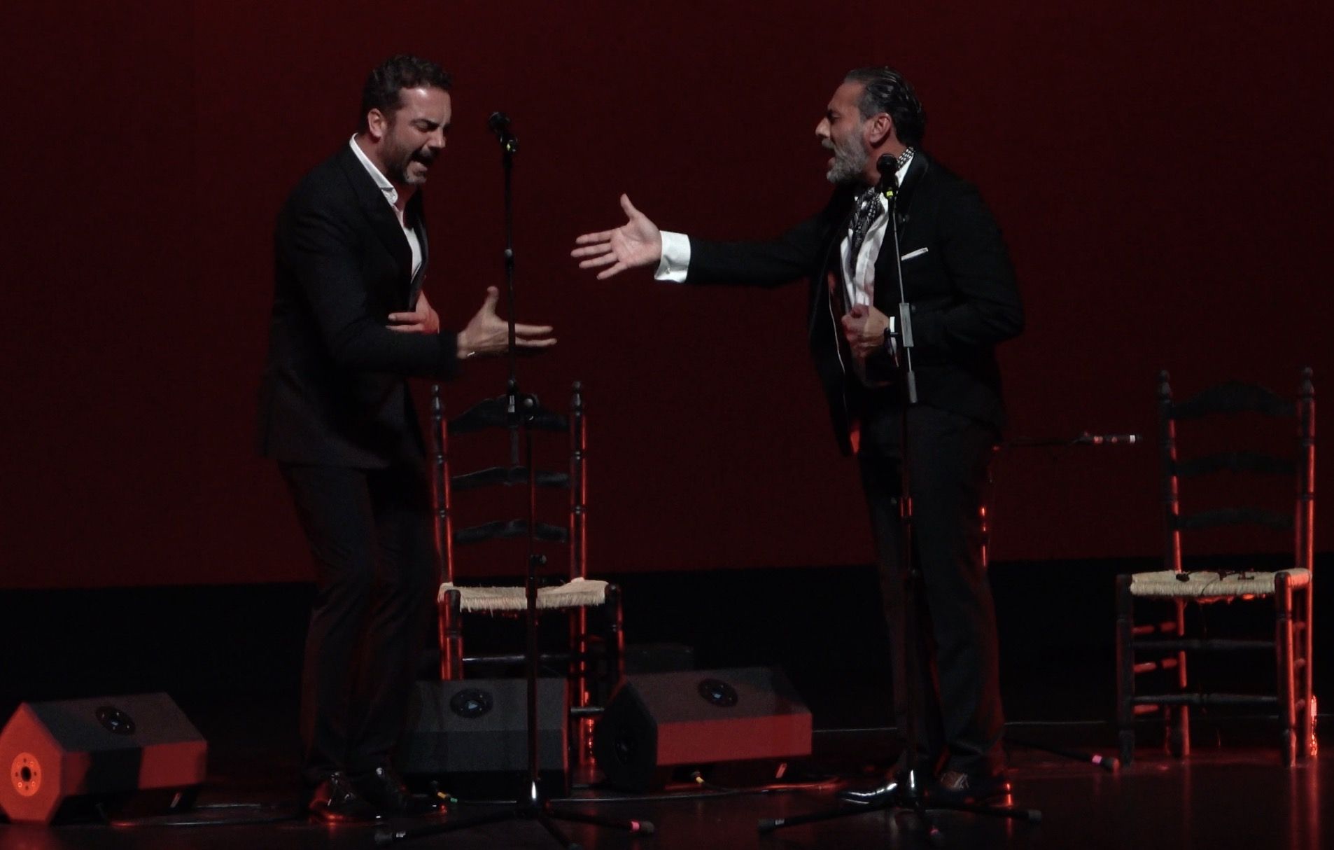 Jesús Méndez y Pedro El Granaíno, mano a mano por martinetes, tonás y deblas, abriendo 'Metales' en el Teatro del Soho