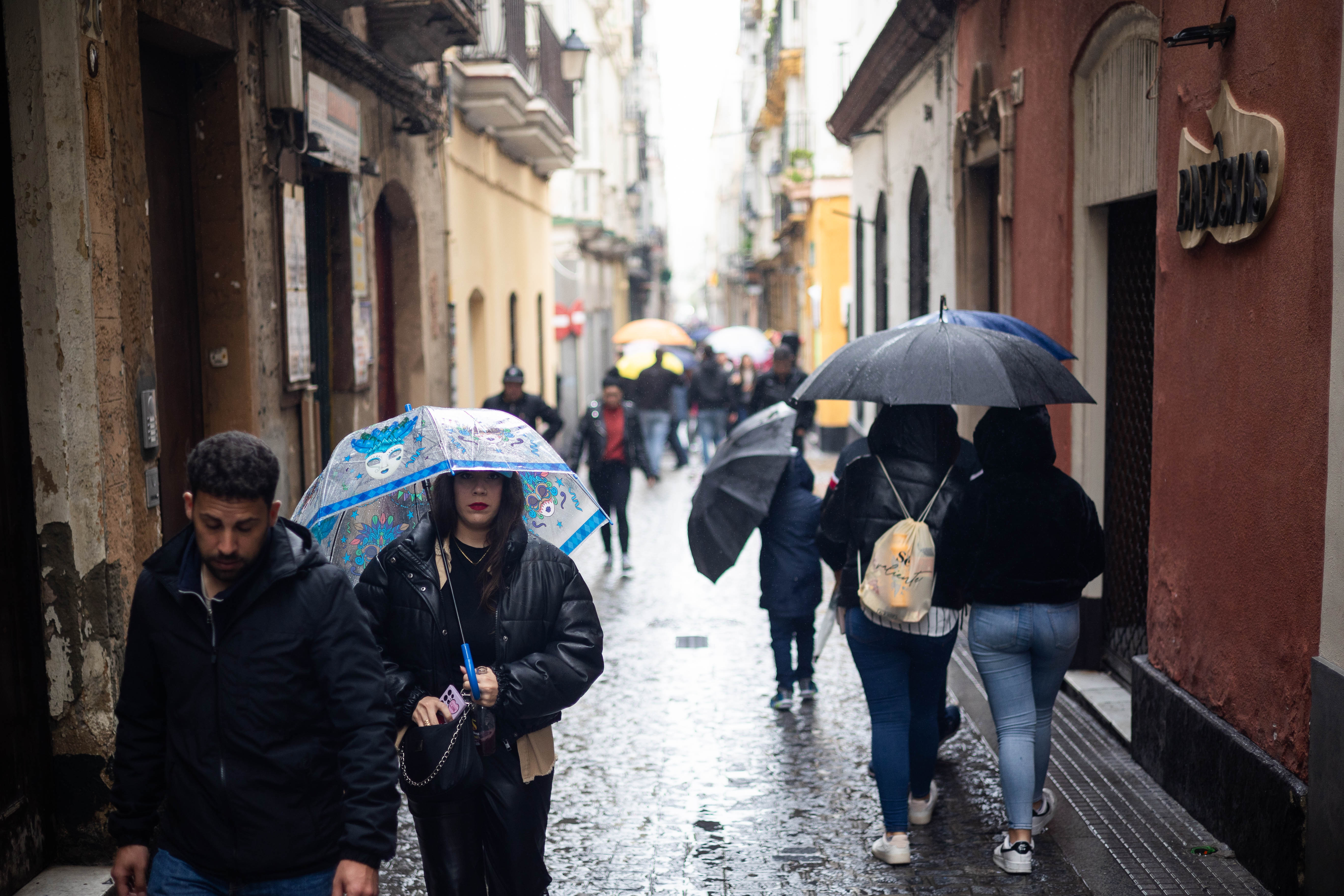 Aviso amarillo por lluvias en Cádiz este Sábado de Pasión. Aviso amarillo por lluvias en Cádiz este Sábado de Pasión.