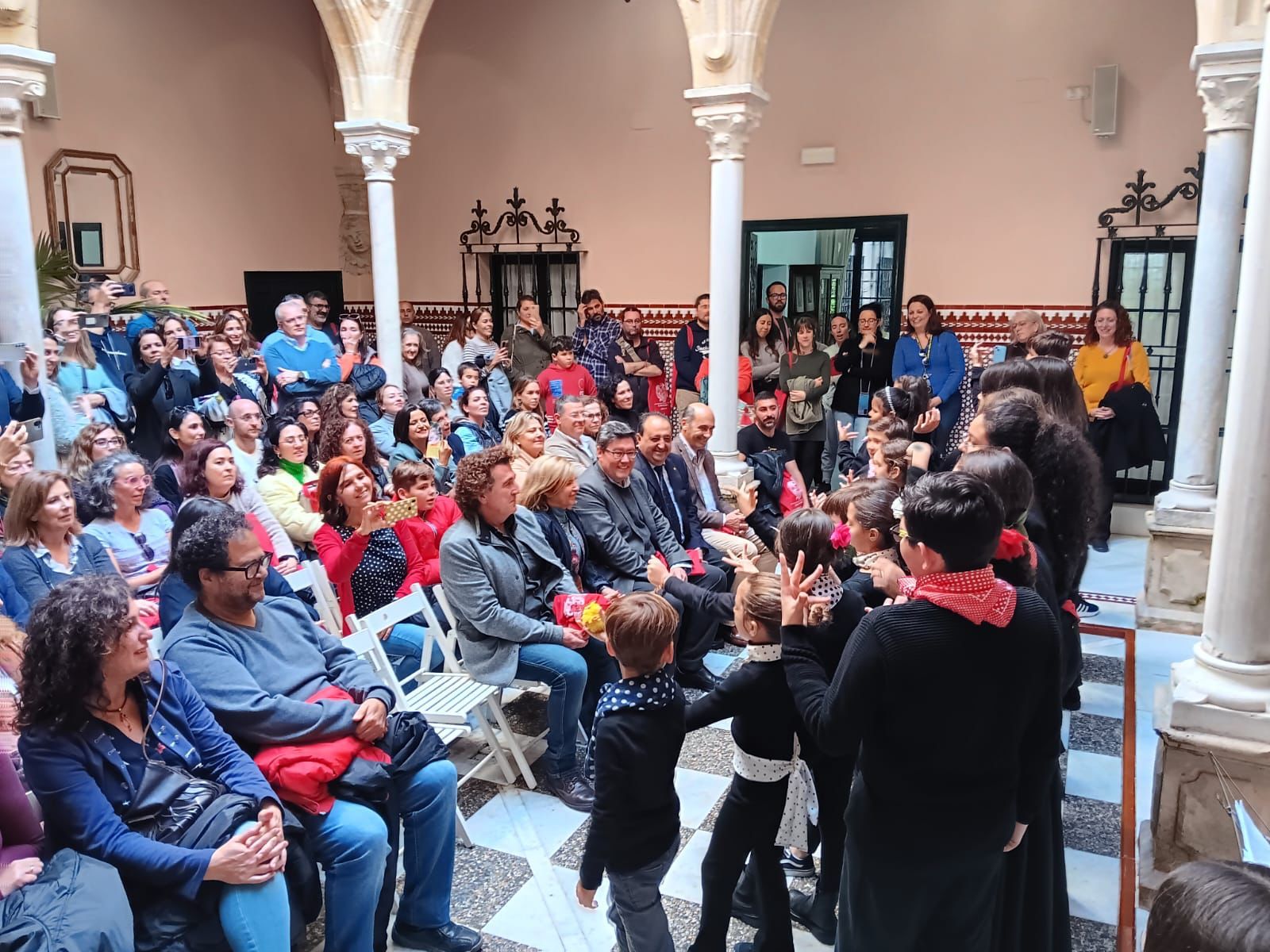 El Centro Andaluz de Documentación del Flamenco acogerá hasta el próximo jueves la jornadas de formación del profesorado para integrar el flamenco en los colegios