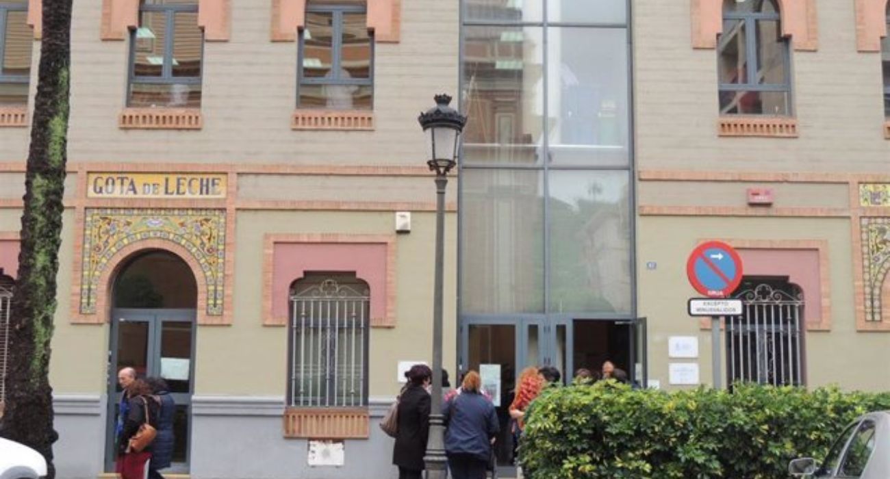 Edificio en el que se iba a realizar un taller considerado machista.