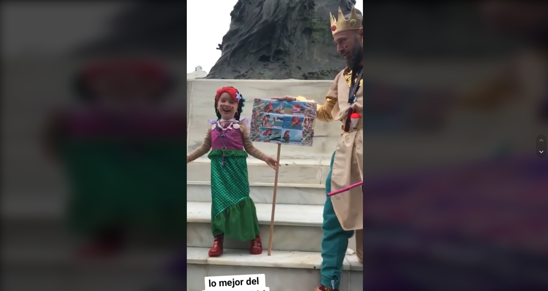 El romancero 'Tritón, aquí está tu hija', de un padre y su hija de cuatro años, una 'sirenita caletera'.