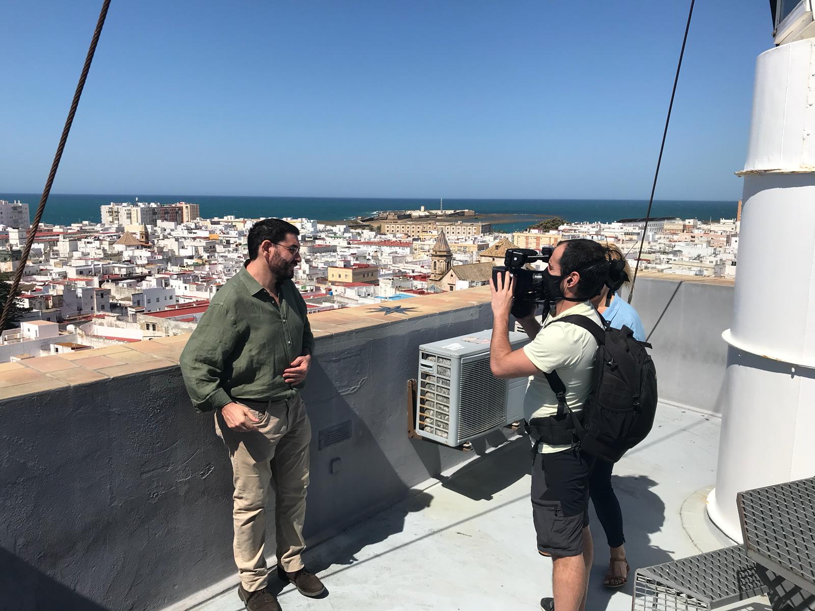Un momento de la grabación de 'Viajeros' en Cádiz.