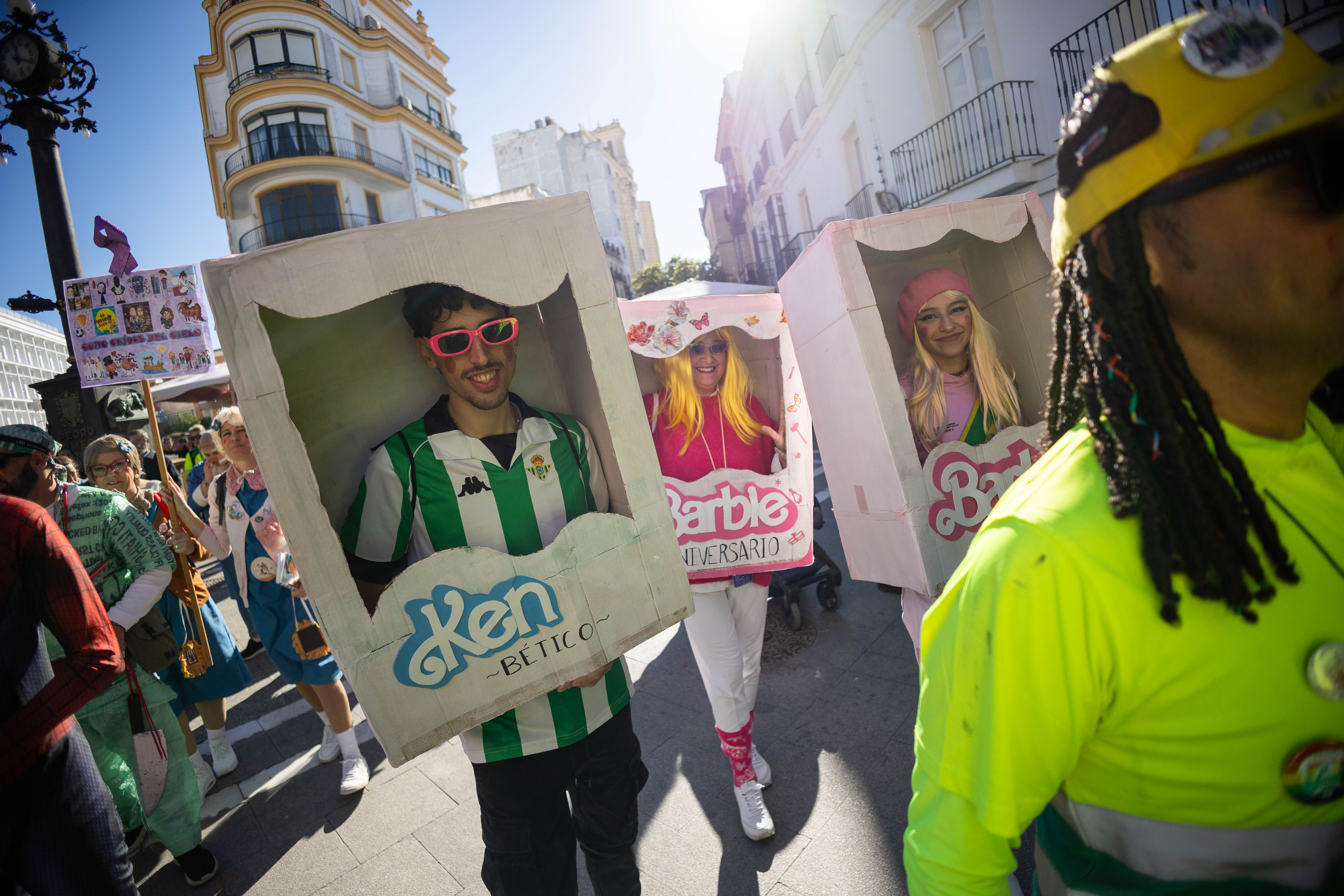 El carnaval llega al centro de Jerez.