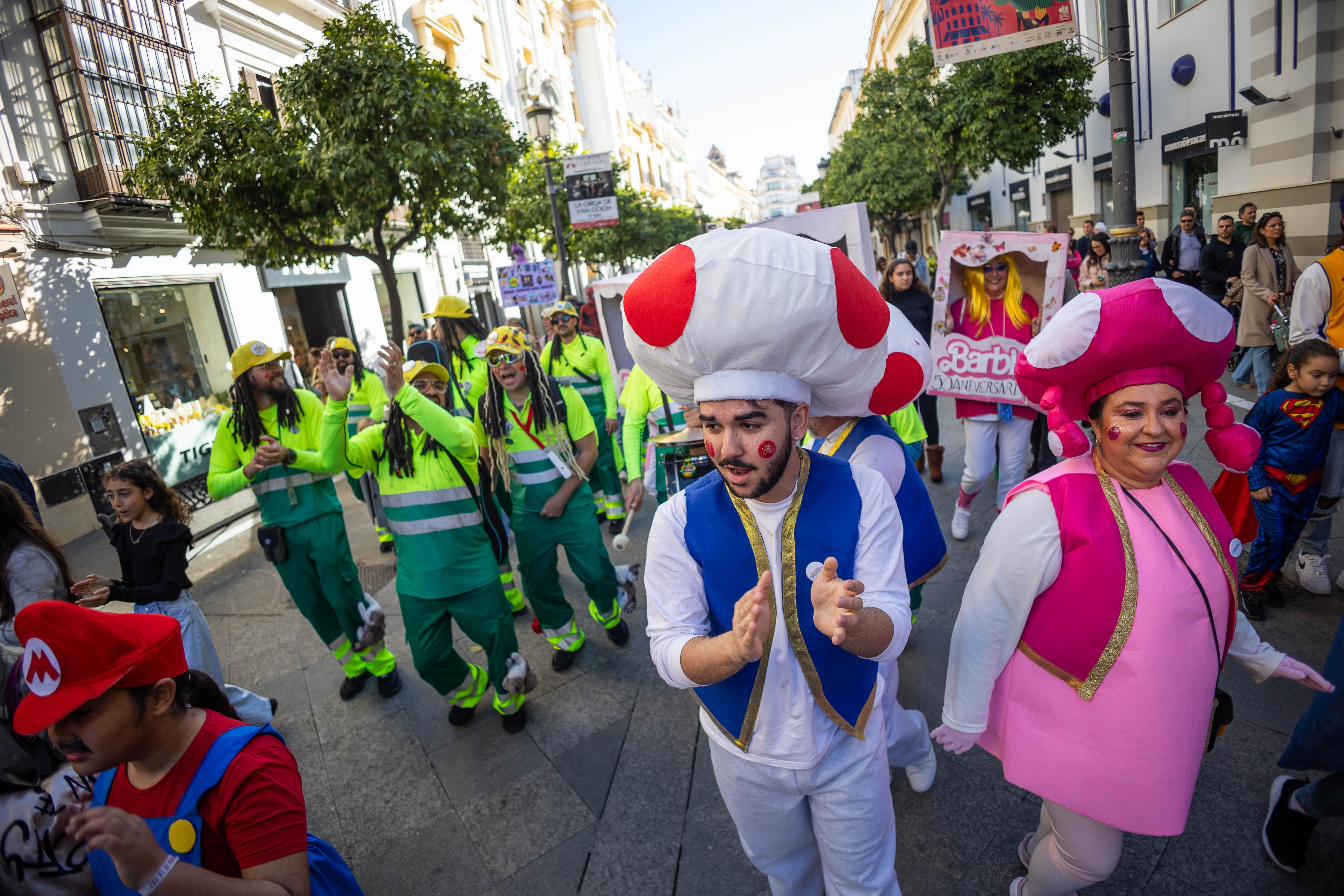 El carnaval llega al centro de Jerez