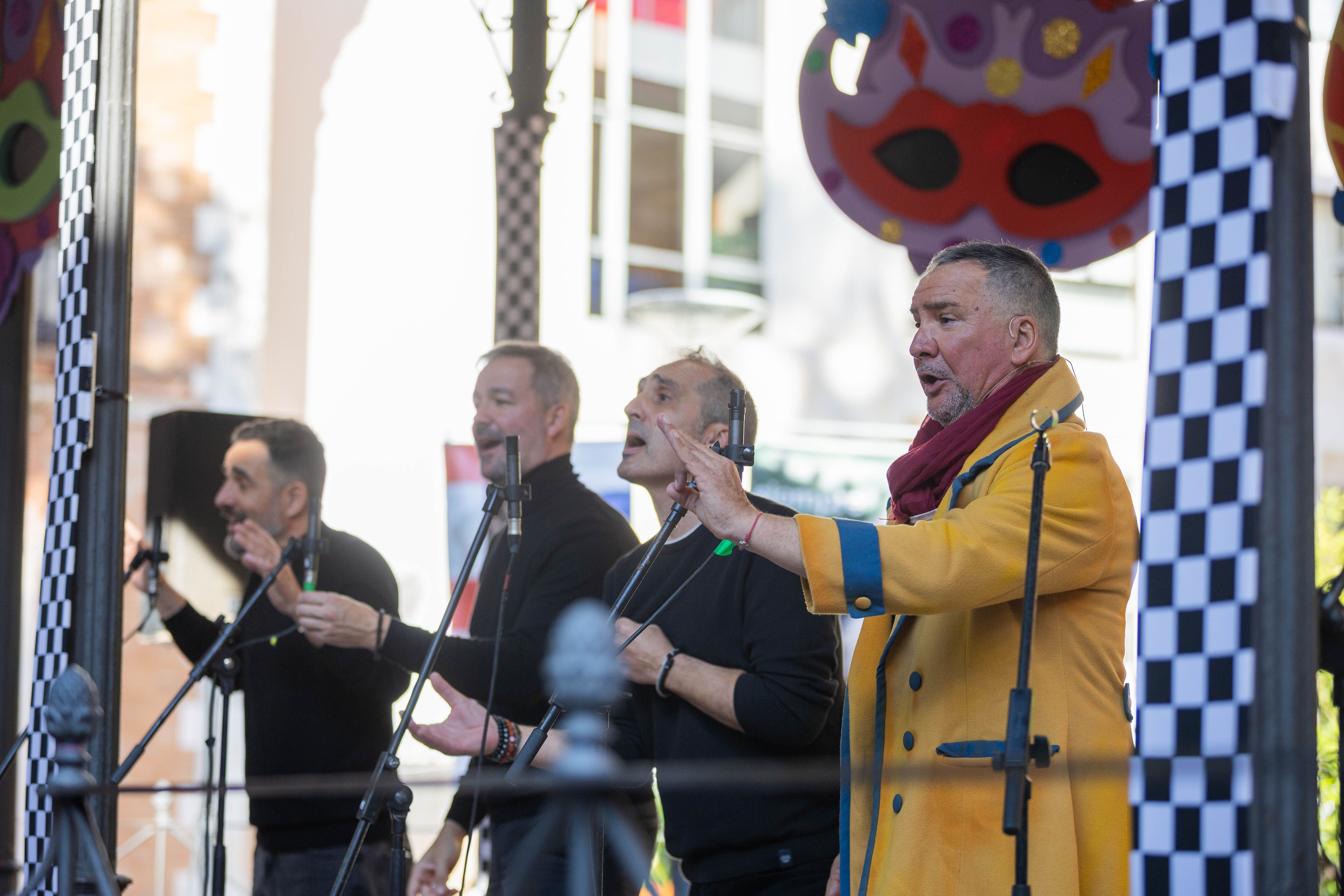 El carnaval llega al centro de Jerez