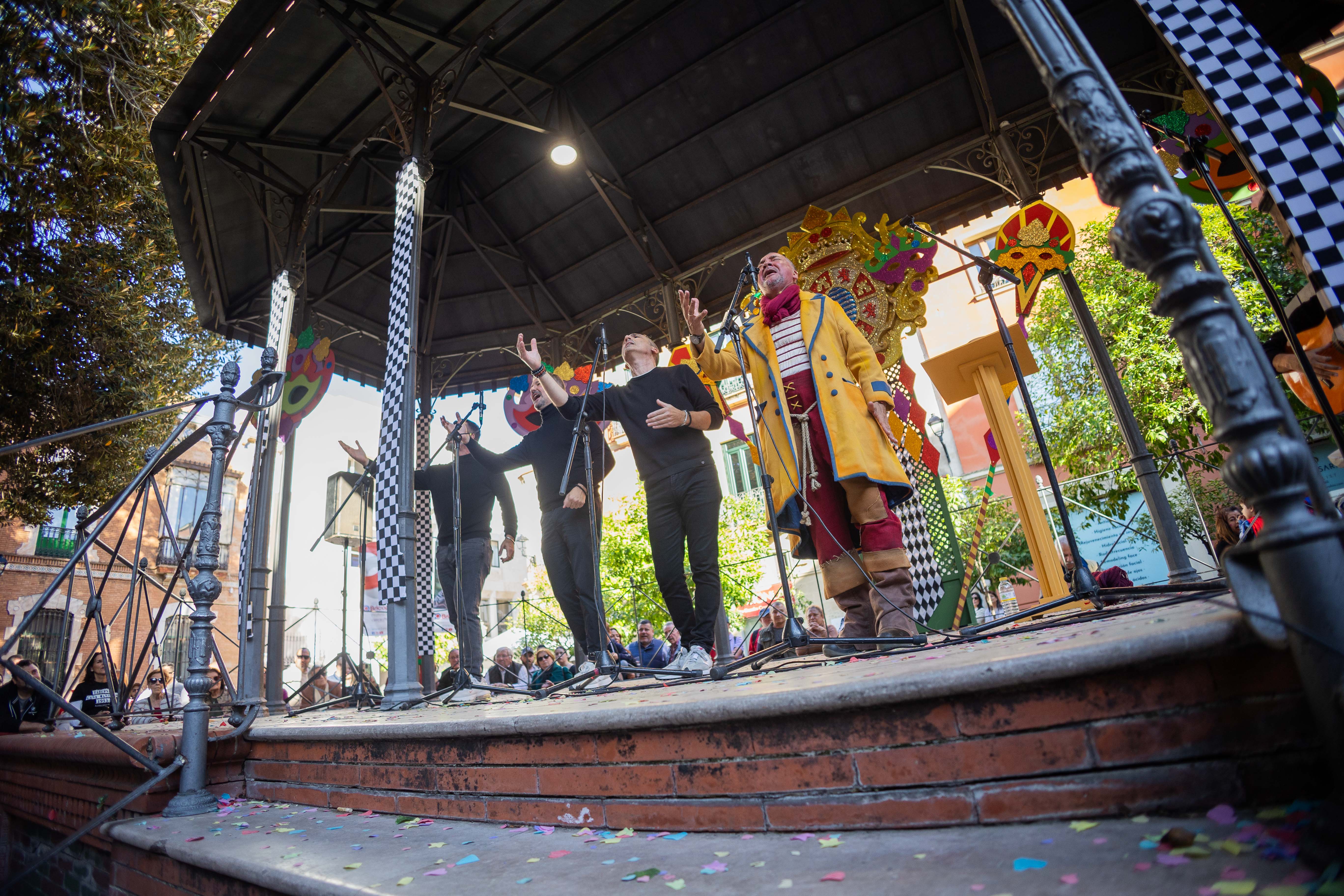 El carnaval llega al centro de Jerez