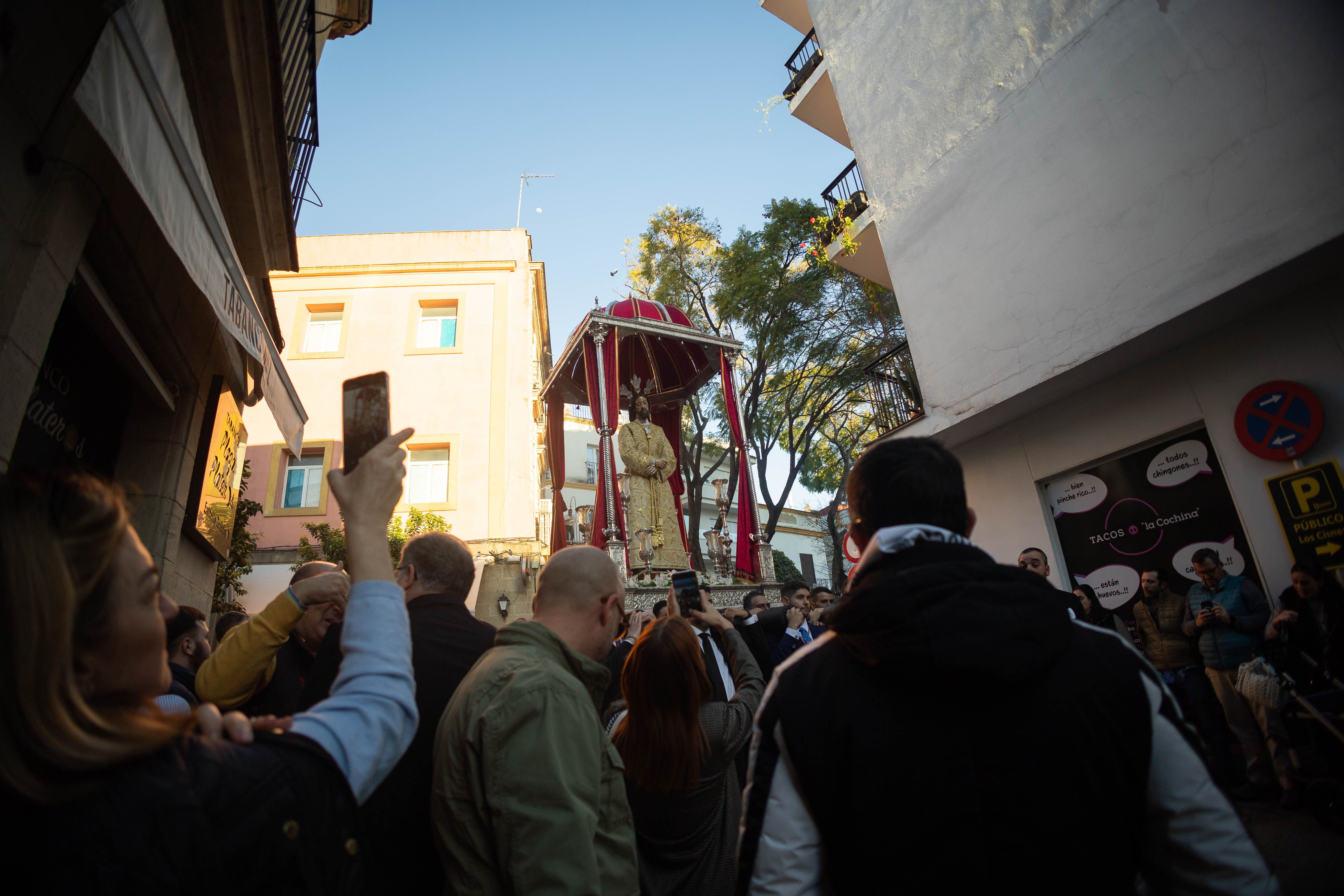 Imágenes del Vía Crucis de la Unión de Hermandades  de Jerez