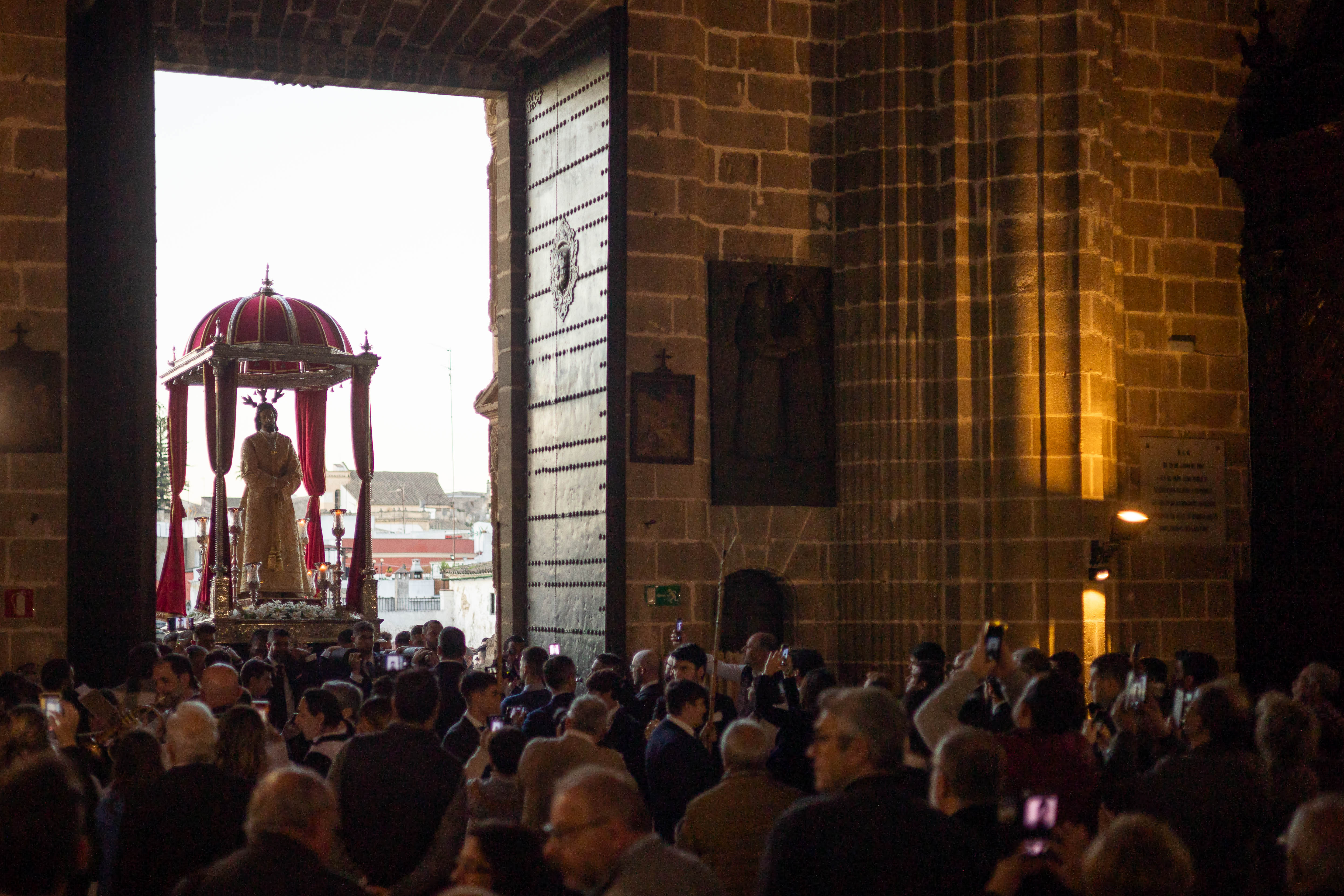 Imágenes del Vía Crucis de la Unión de Hermandades  de Jerez