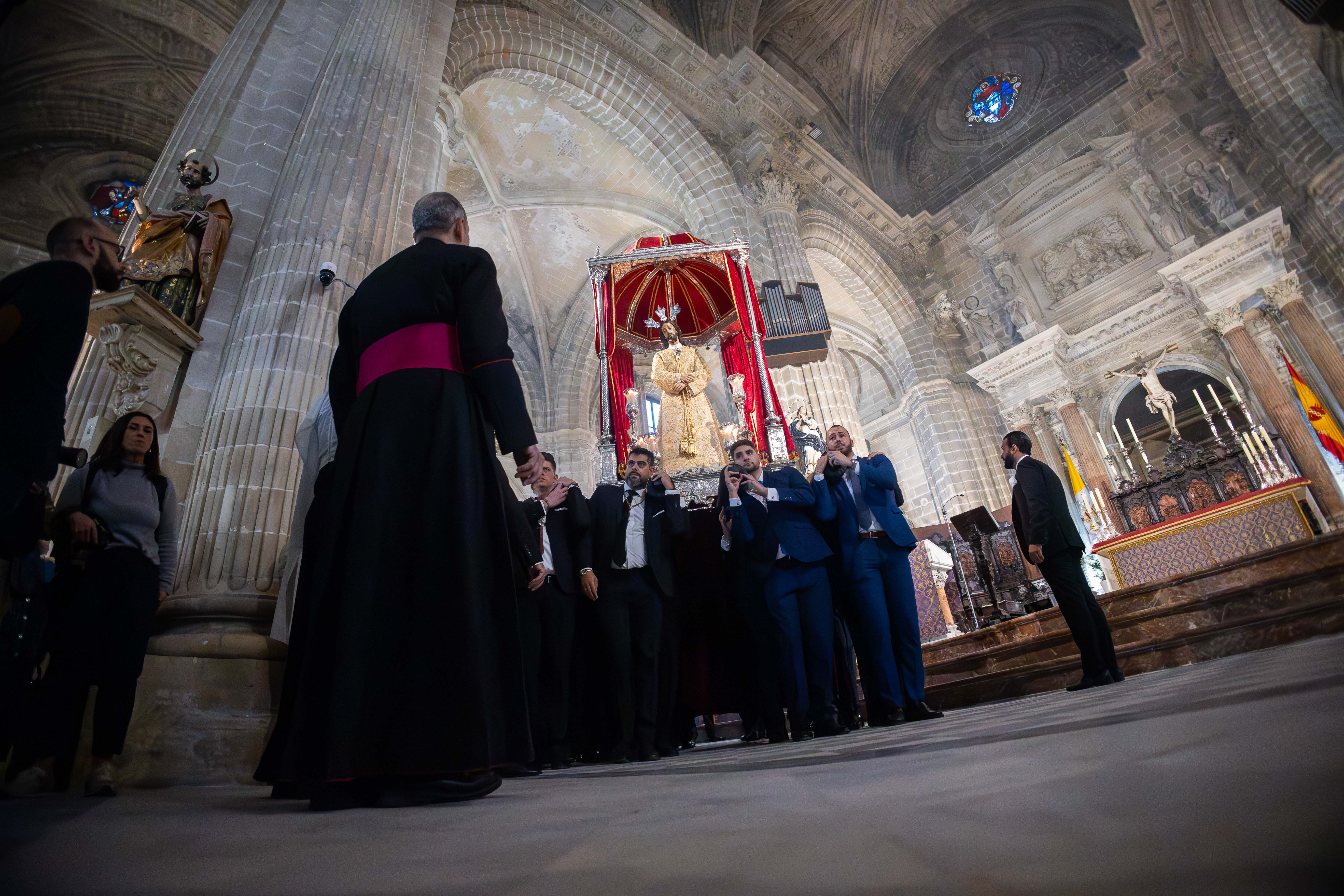 Imágenes del Vía Crucis de la Unión de Hermandades  de Jerez