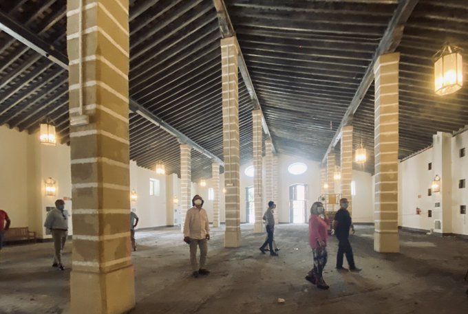 La alcaldesa Mamen Sánchez y el teniente de alcaldesa José Antonio Díaz, en los Museos de la Atalaya.