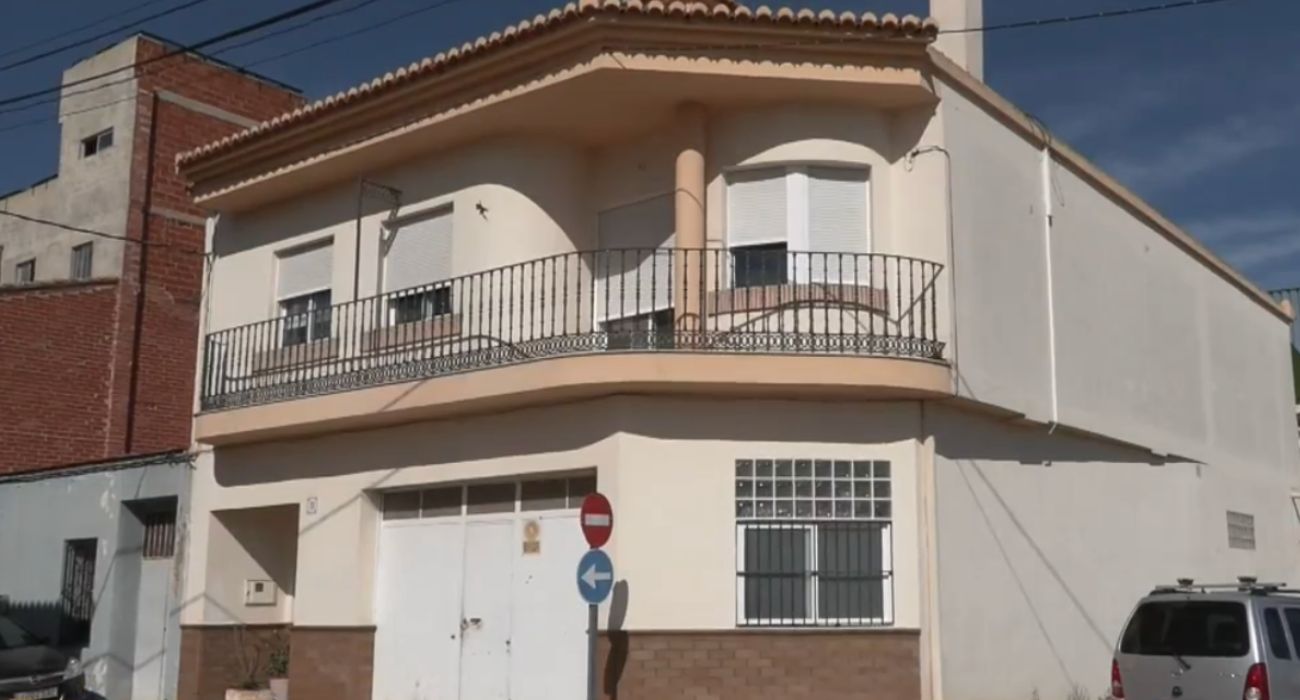 La casa donde ha sido encontrado el cadáver de una bebé escondido en un armario.