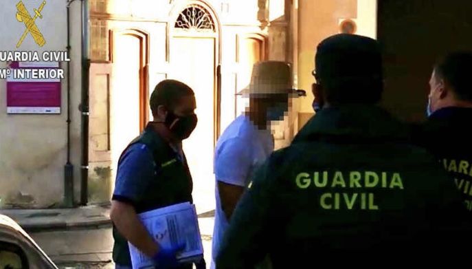 Nacho Vidal, entrando en los juzgados de Xàtiva, el viernes pasado.