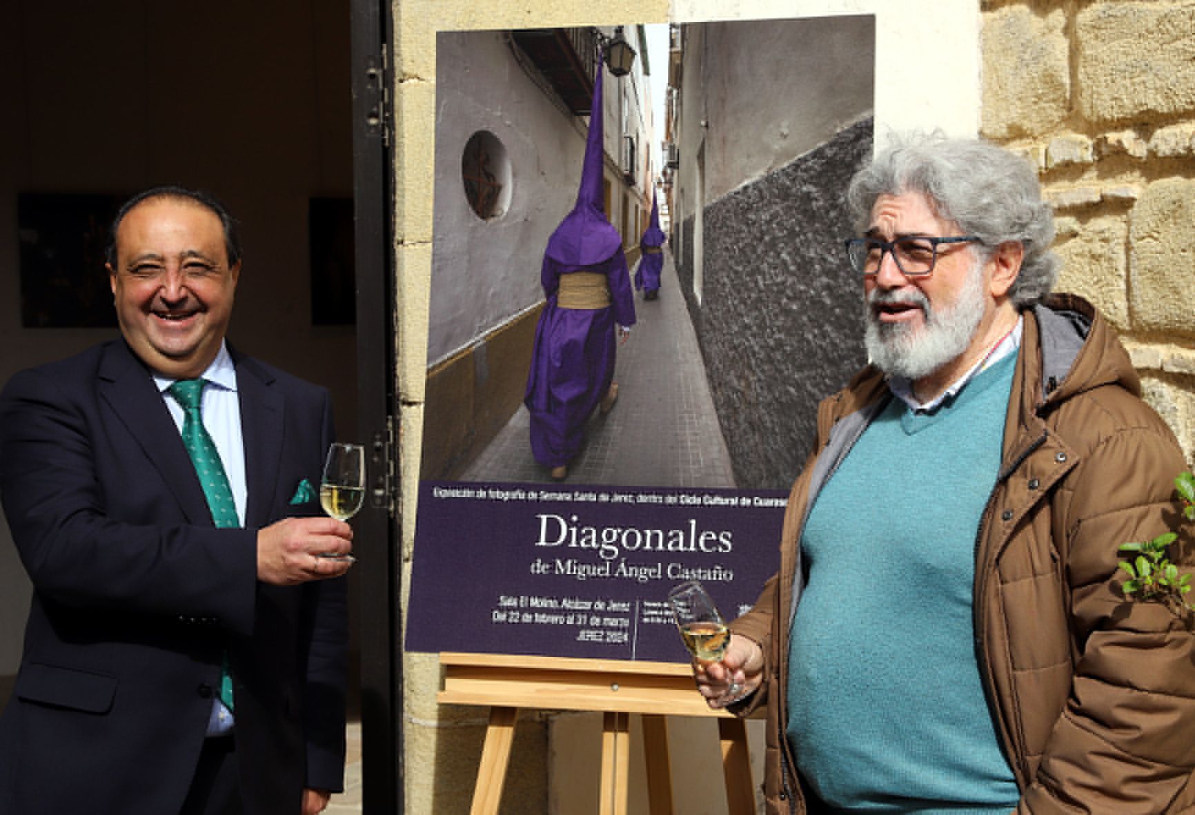 Zurita y Castaño en la apertura de la exposición en la Sala Molino.