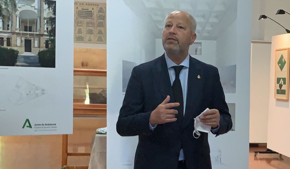 Imbroda, este viernes en un acto en Huelva. FOTO: Junta