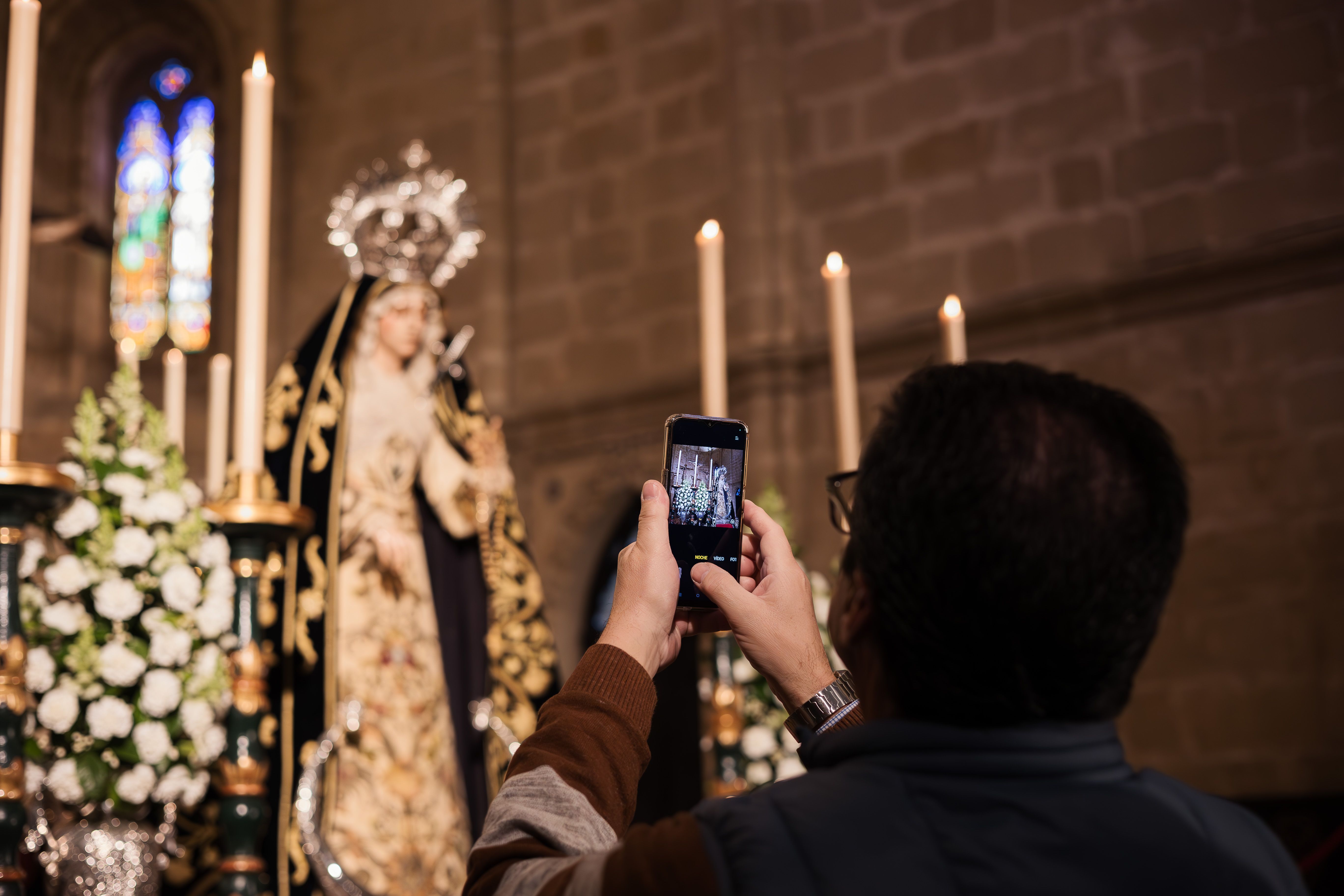 Besamanos de San Juan de los Caballeros.