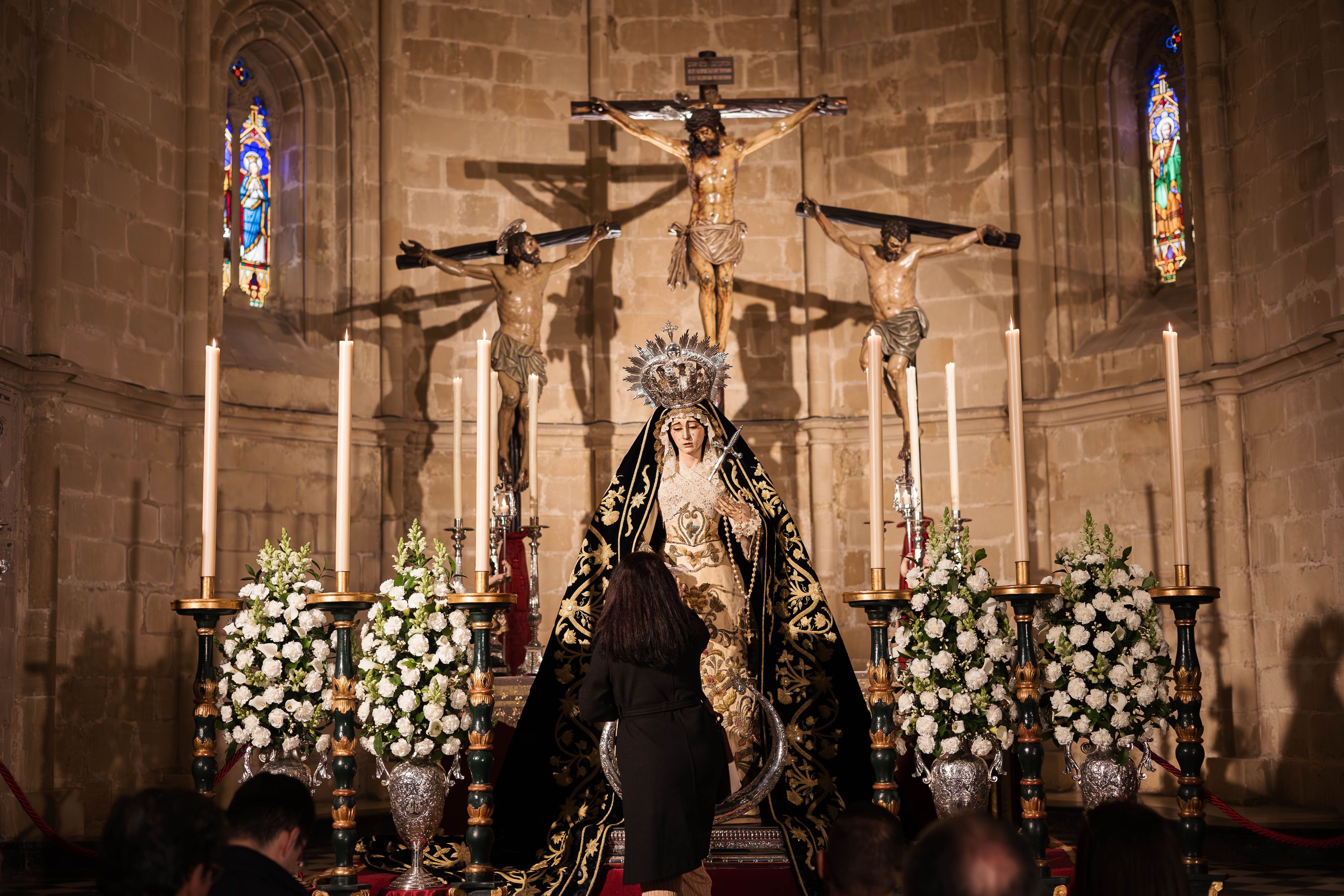 Besamanos de San Juan de los Caballeros.