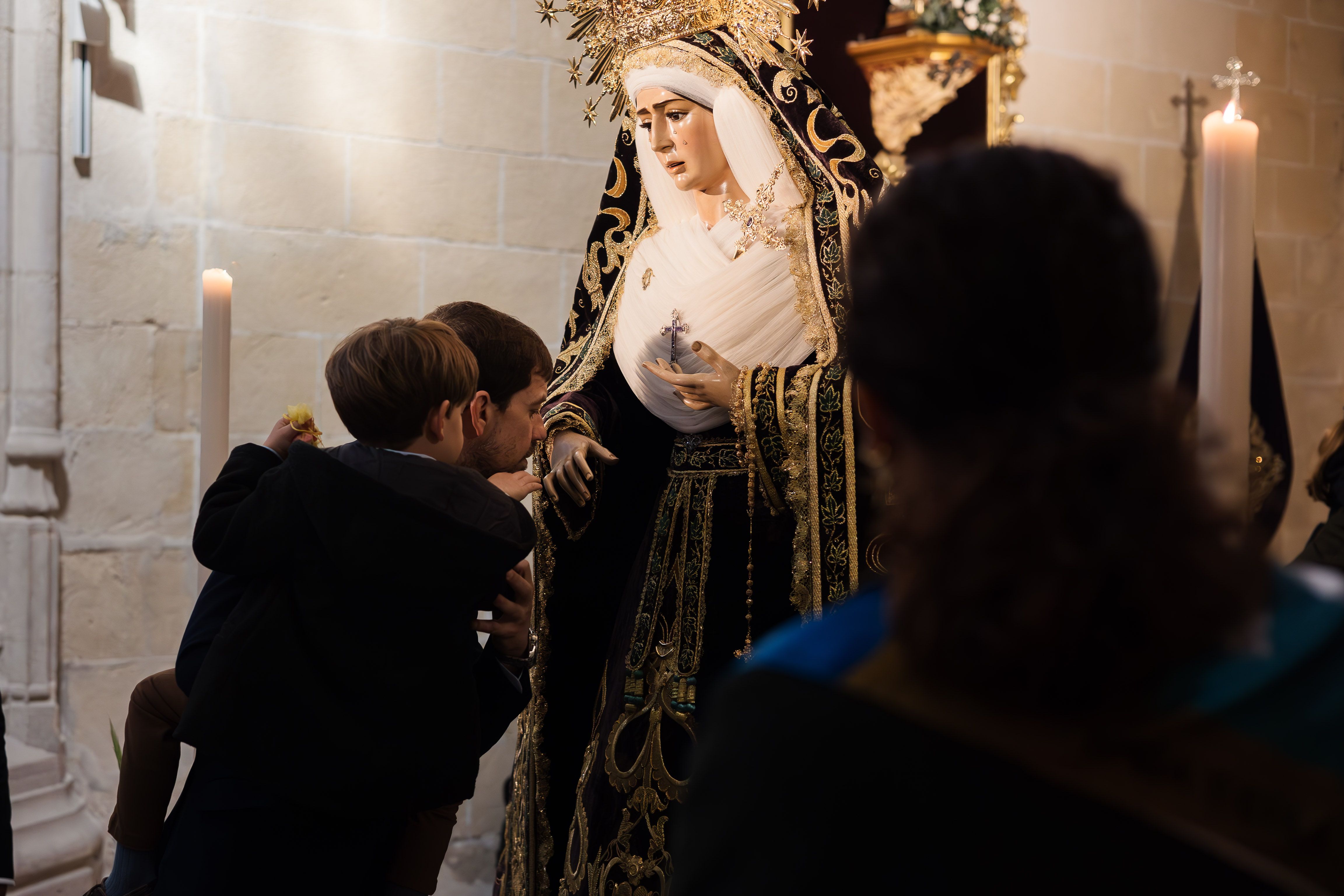 Veneración de la Hermandad de la Buena Muerte.