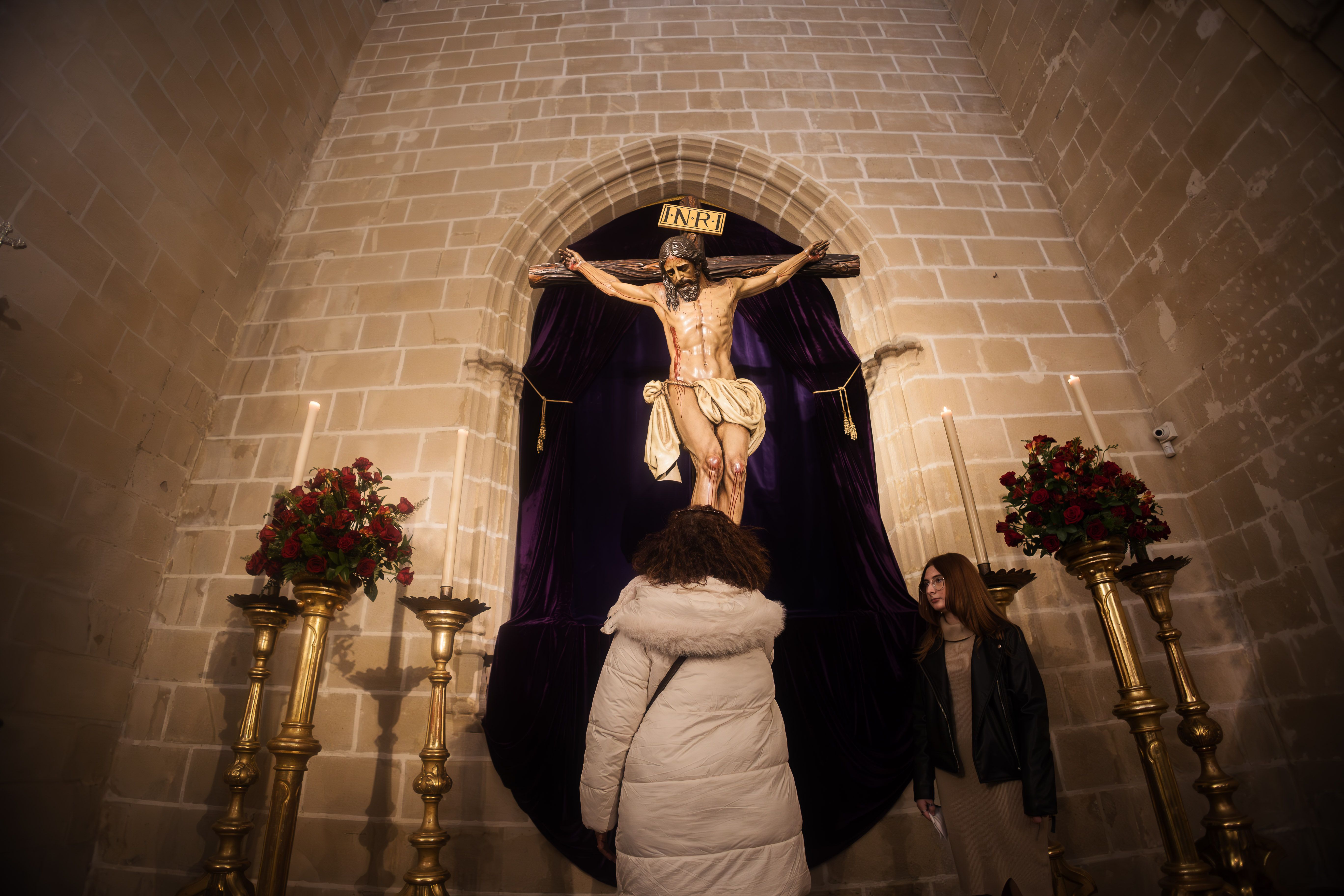 Veneración de la Hermandad de la Buena Muerte.