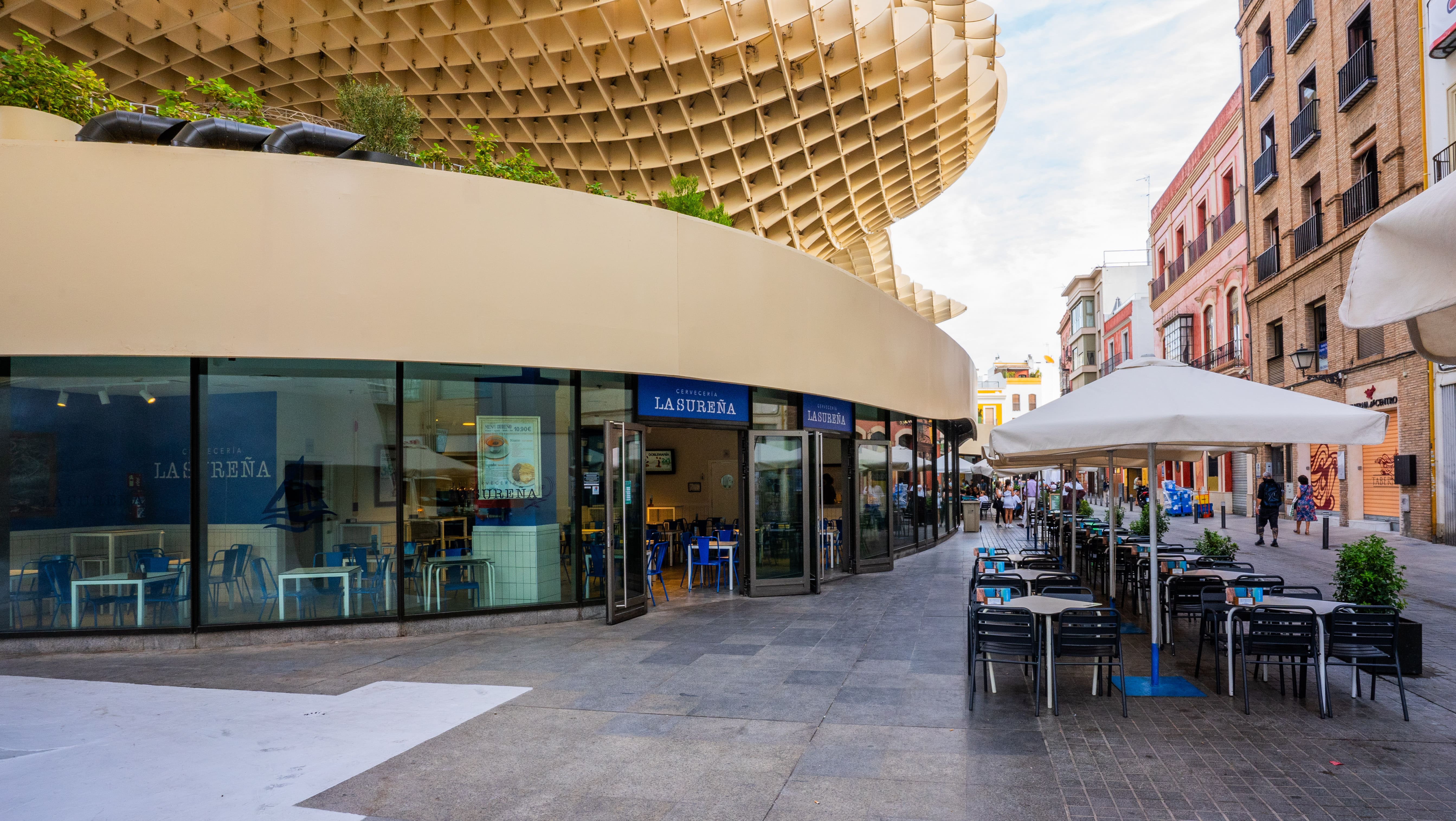 La Sureña, uno de los establecimientos de Restalia en Sevilla.