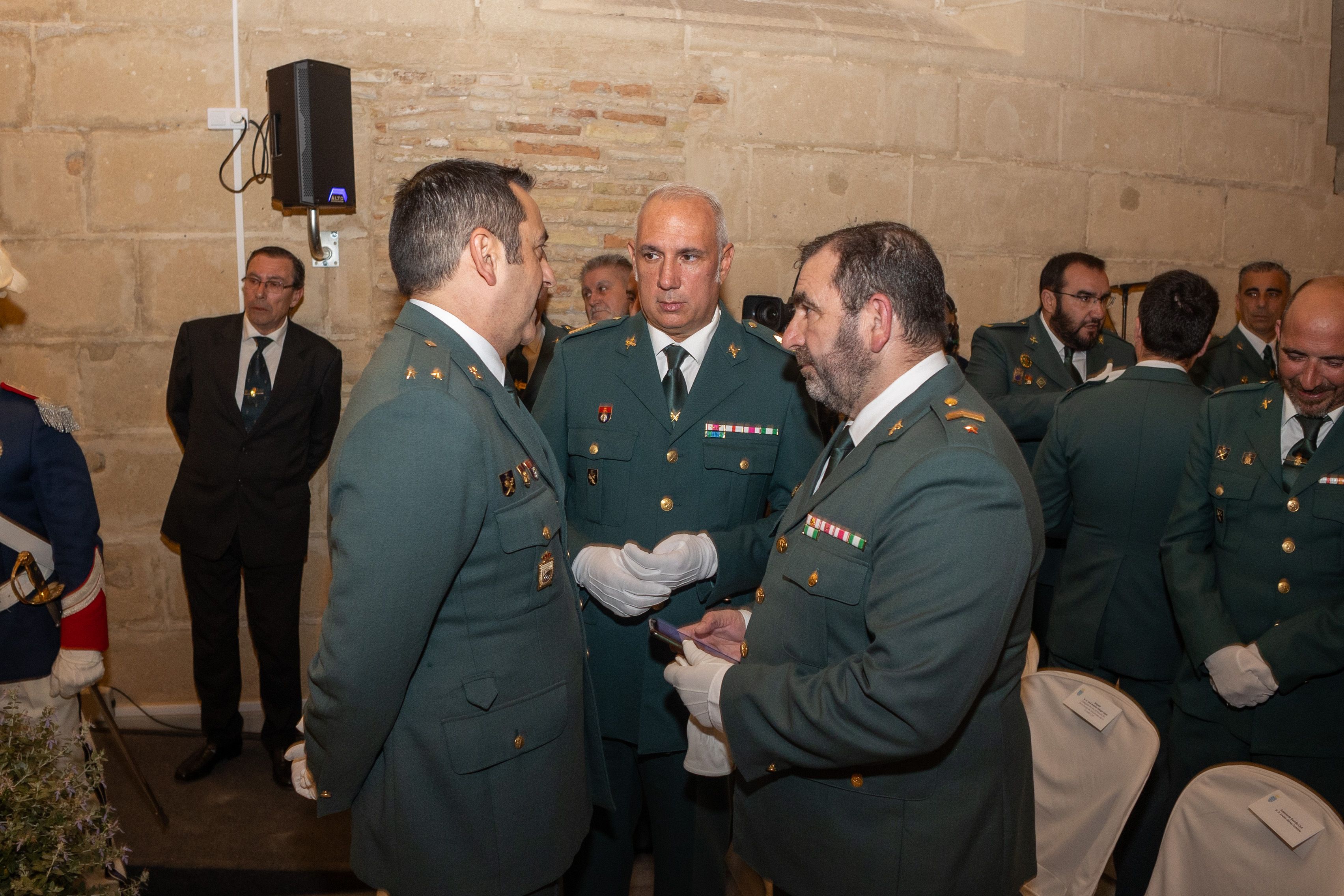 El homenaje del Ayuntamiento de Jerez a la Guardia Civil, en imágenes.