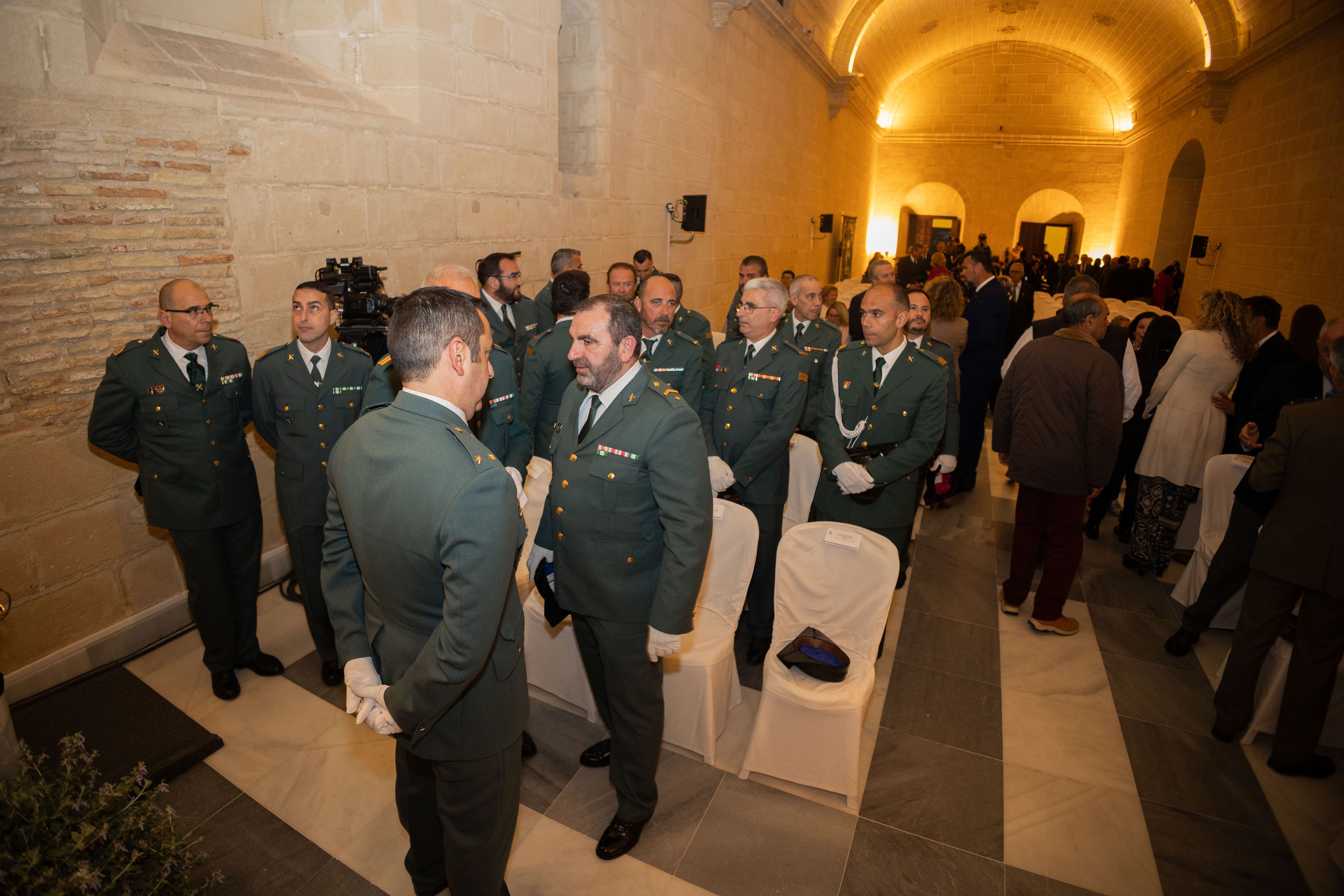 El homenaje del Ayuntamiento de Jerez a la Guardia Civil, en imágenes.