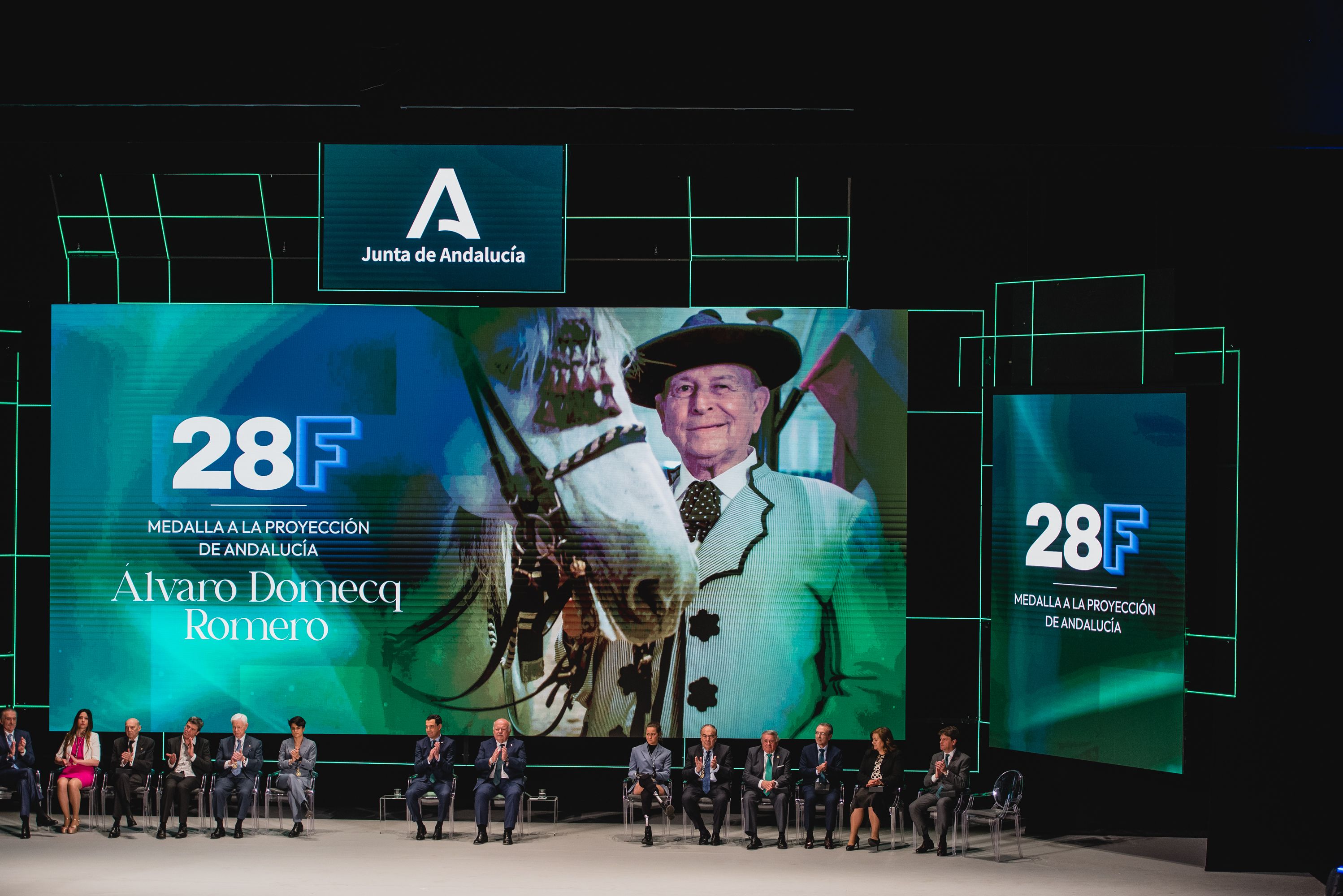 La entrega de Medallas de Andalucía y del título de Hijos Predilectos 2024, en imágenes. La entrega de Medallas de Andalucía y del título de Hijos Predilectos 2024, en imágenes.