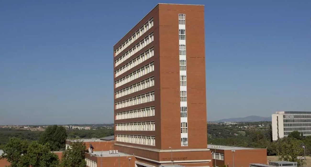 Facultad de Geografía e Historia de la Complutense de Madrid donde ha tenido lugar la tragedia.