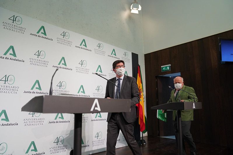 El vicepresidente andaluz, Juan Marín, y el consejero Jesús Aguirre, recientemente en una rueda de prensa. 